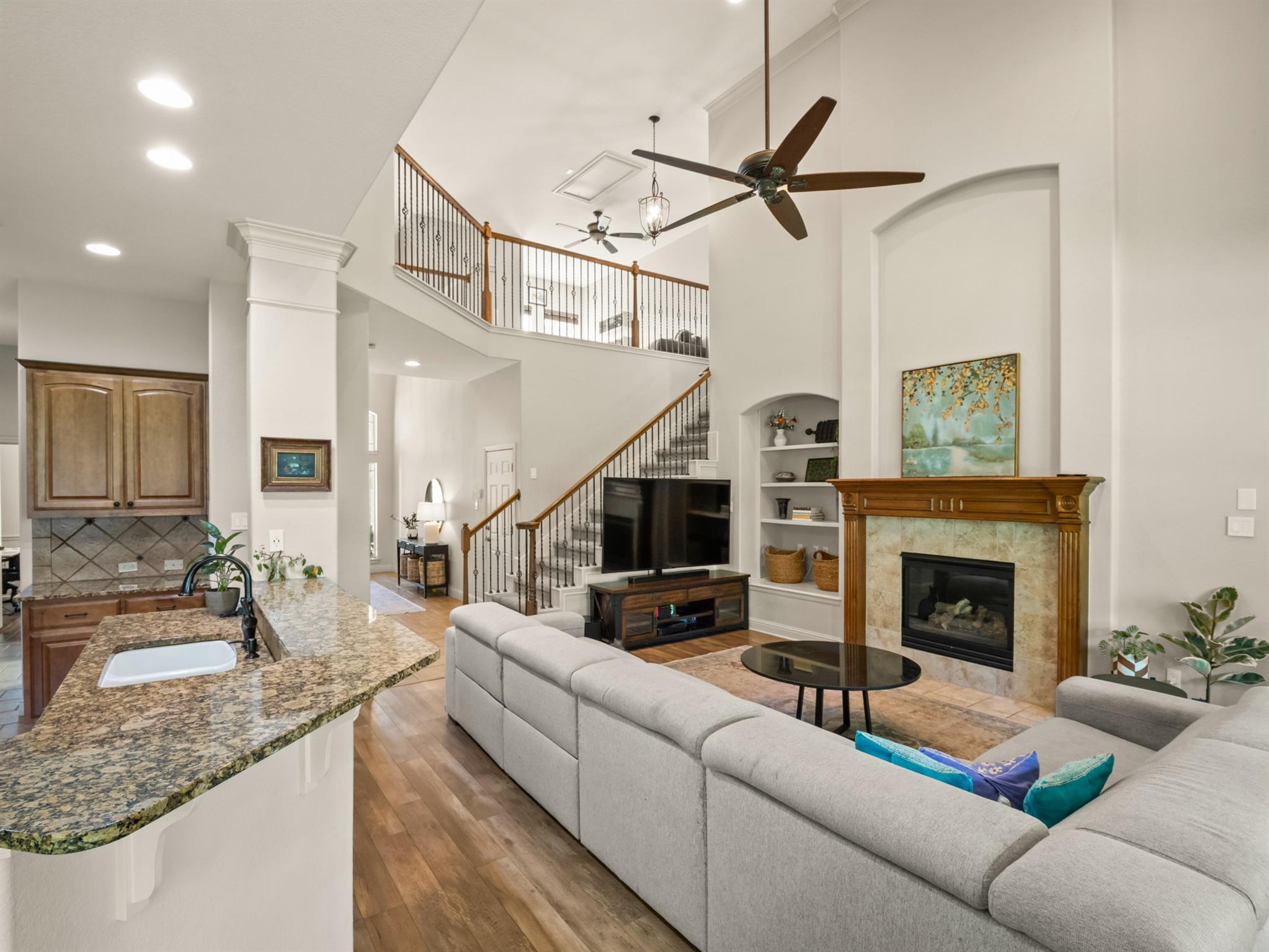 11400 Archstone Dr Property Photo 4