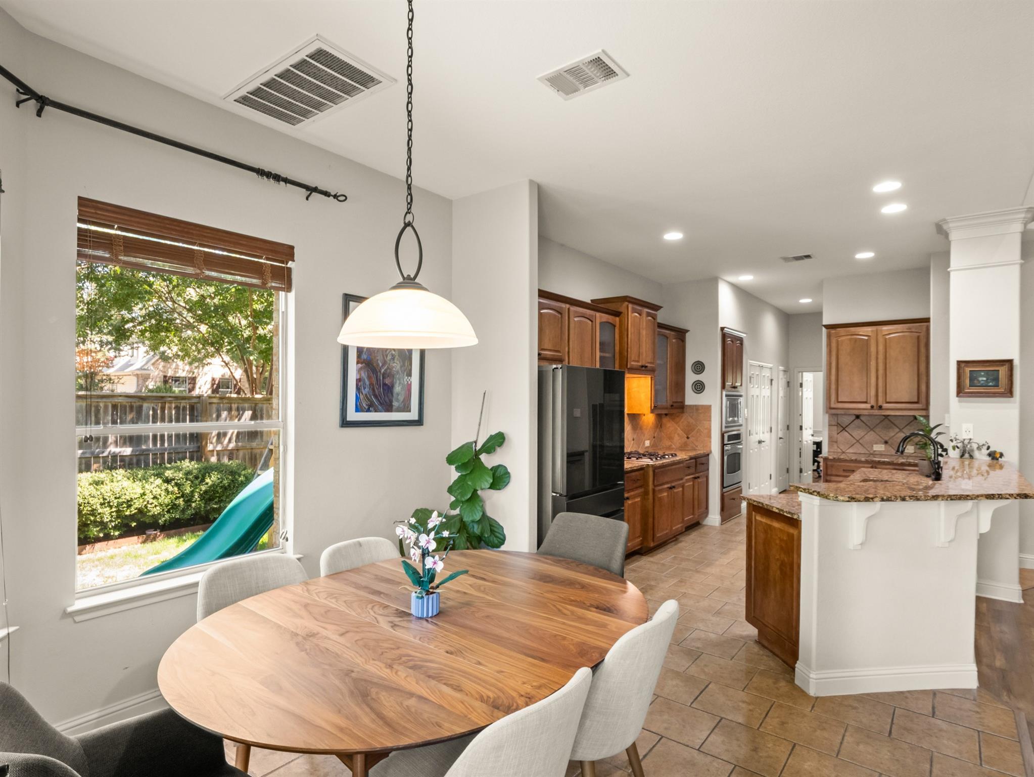 11400 Archstone Dr Property Photo 6