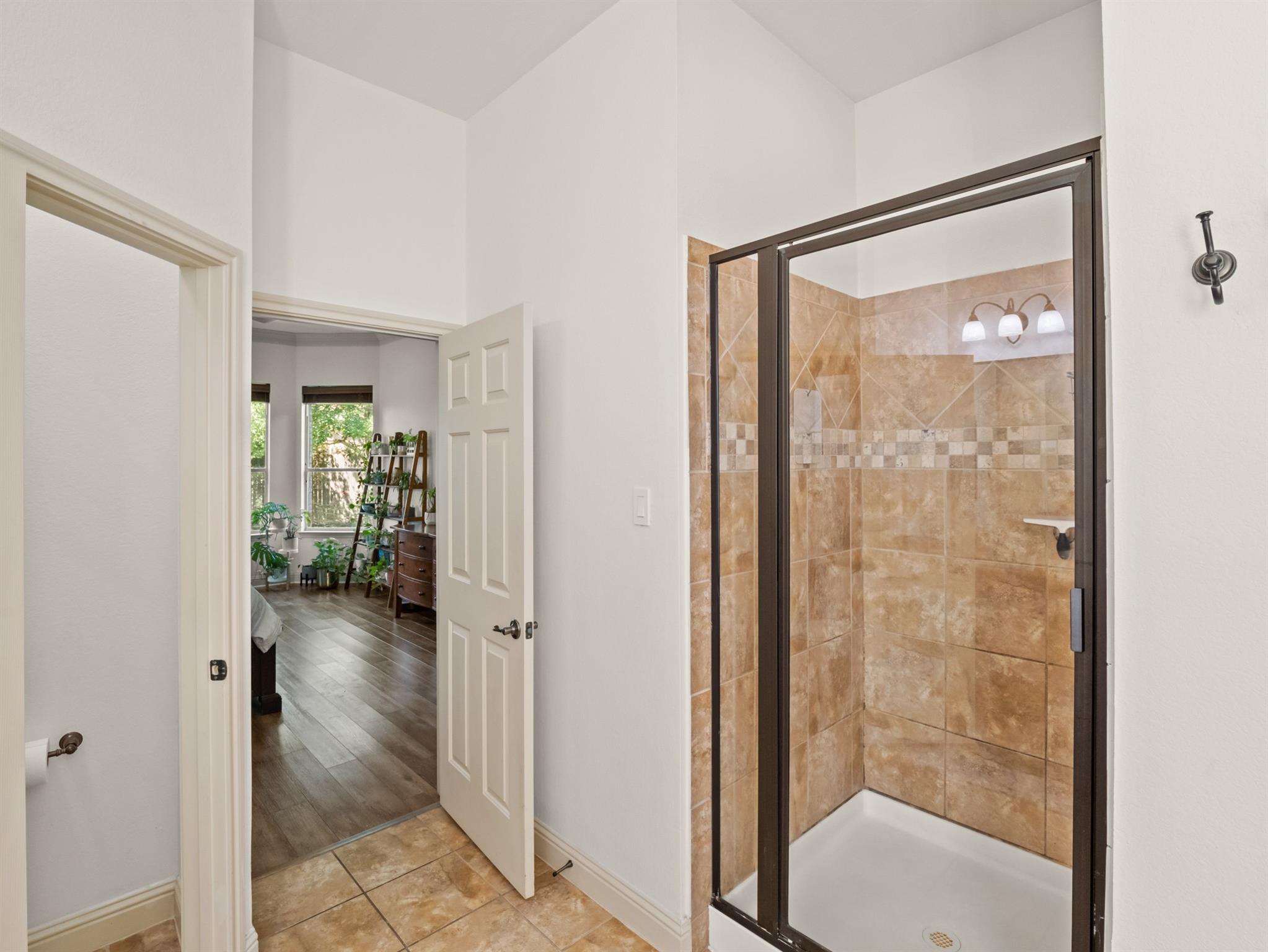 11400 Archstone Dr Property Photo 11