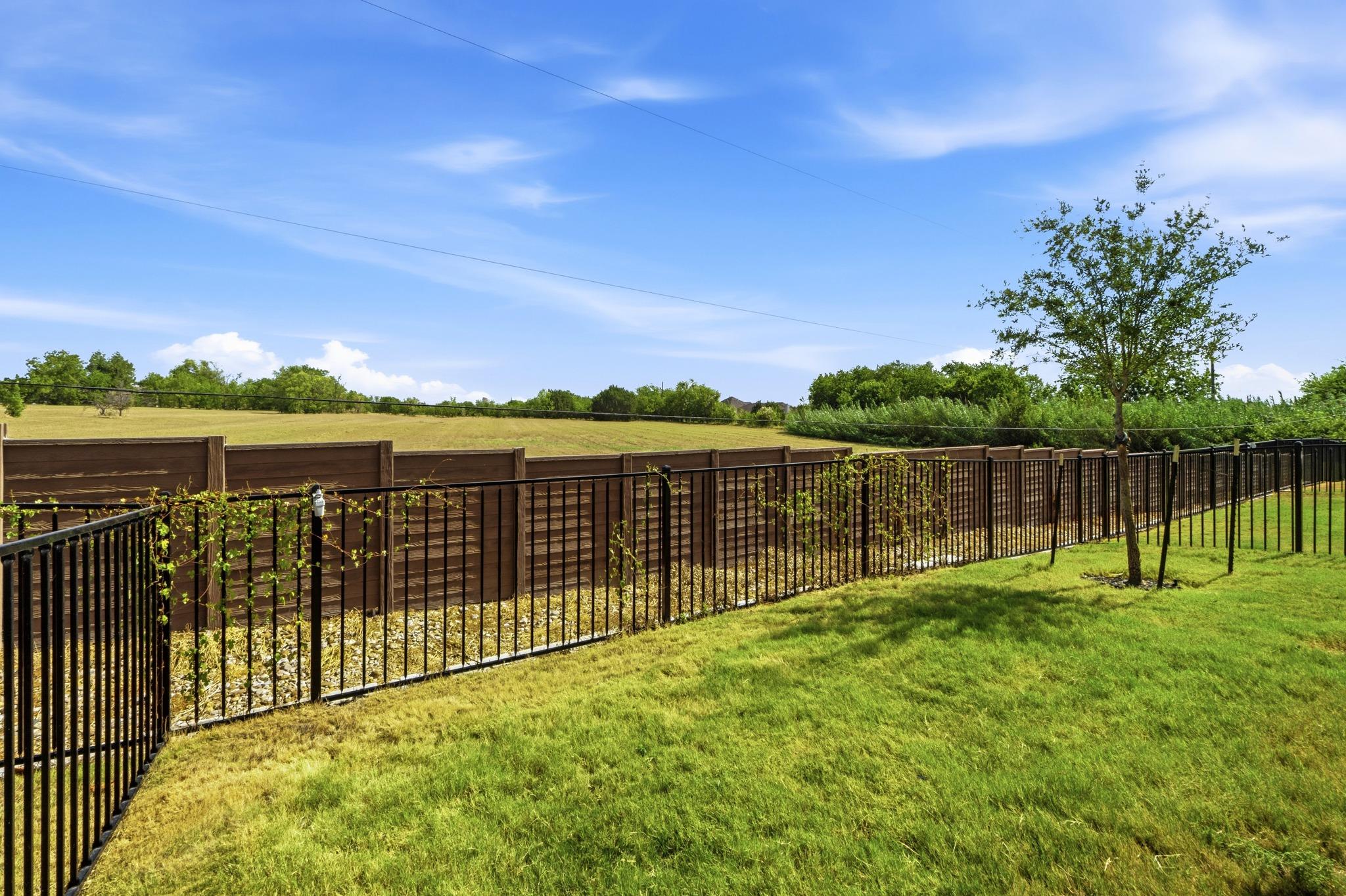 2210a Cornfield Dr Property Photo 28