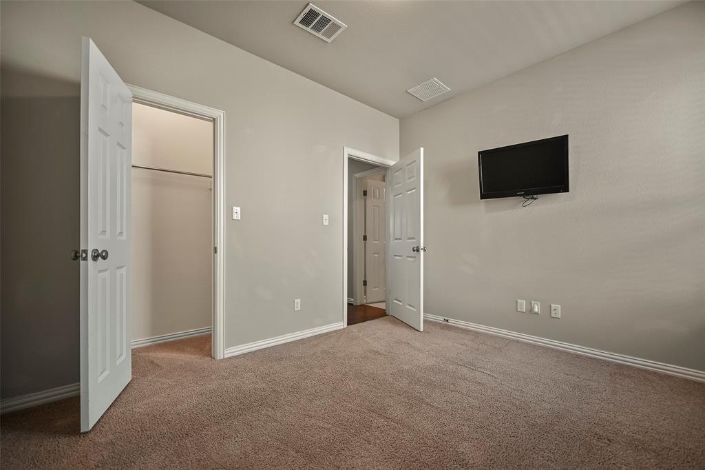 260 Norcia Loop Property Photo 14