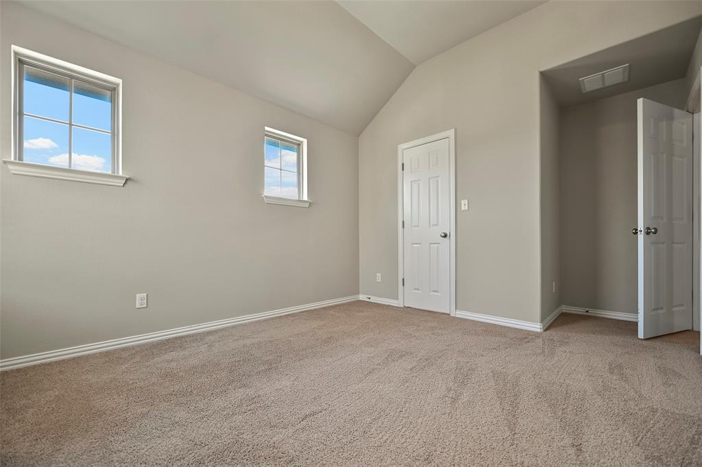 260 Norcia Loop Property Photo 19