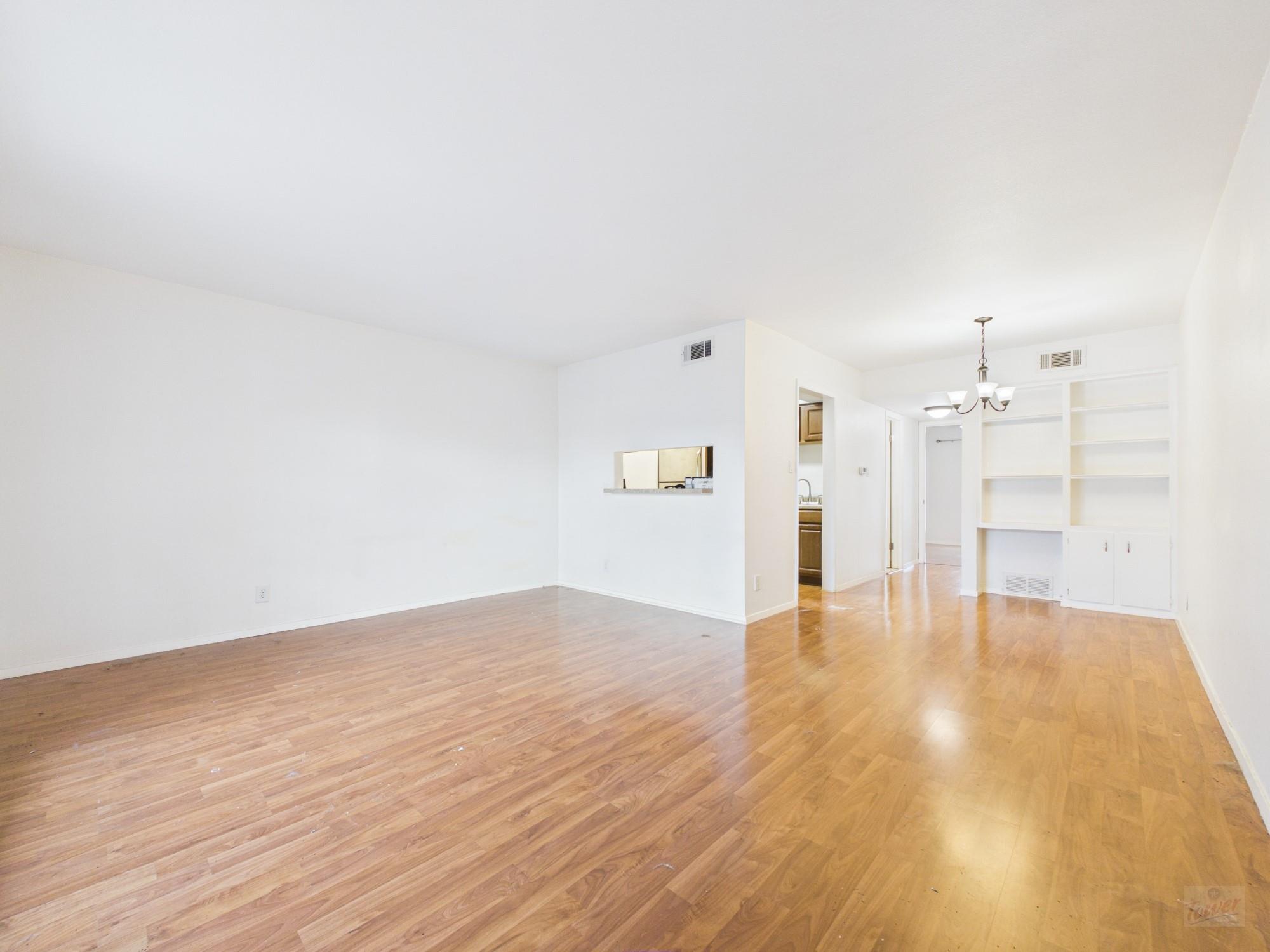 2425 Ashdale Dr #60 Property Photo 2