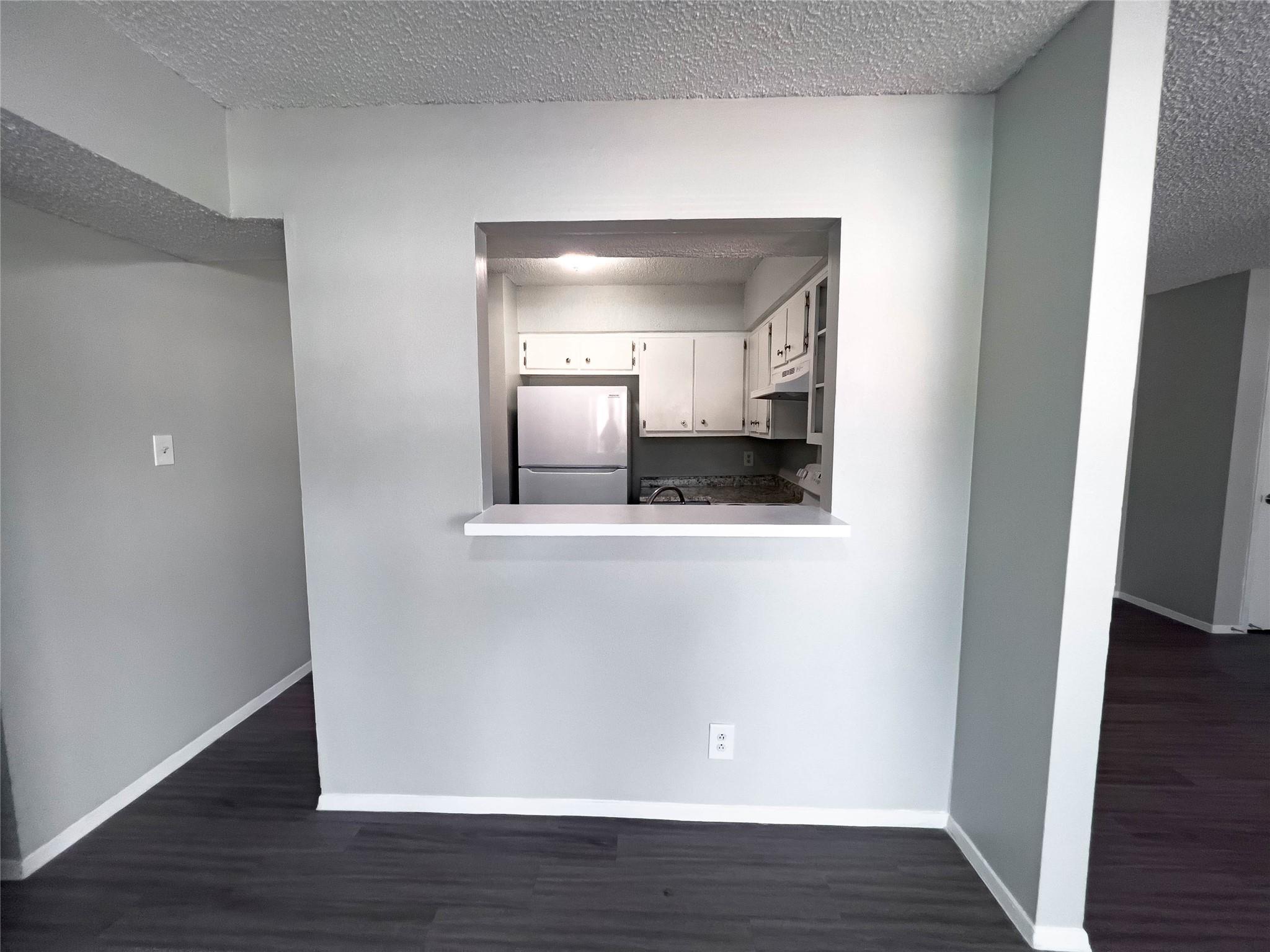8907 Parkfield Dr #101 Property Photo 4