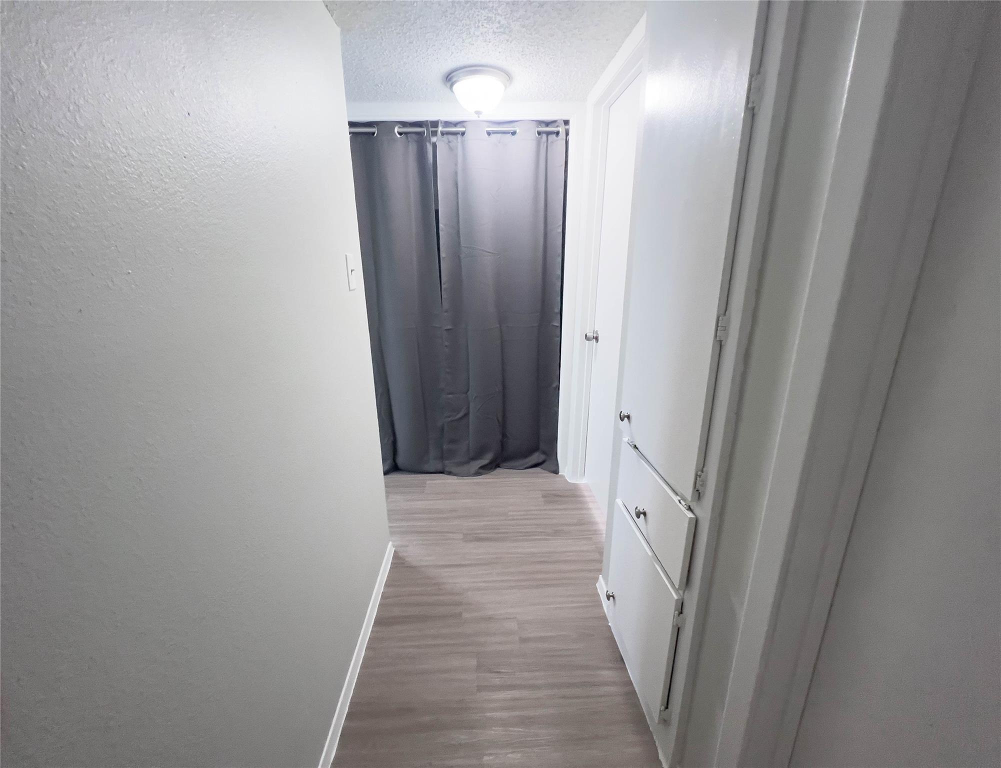 8907 Parkfield Dr #101 Property Photo 9
