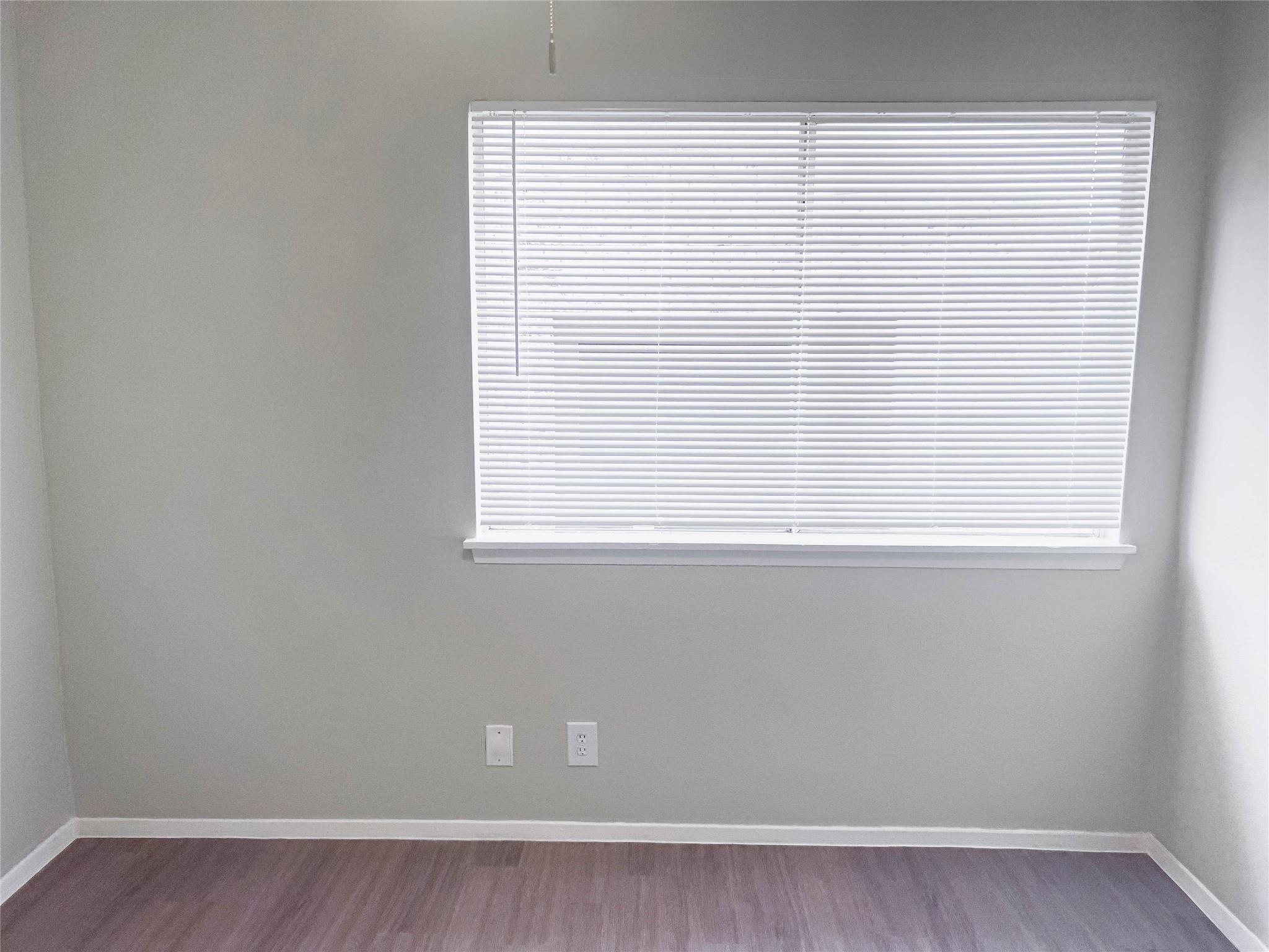 8907 Parkfield Dr #101 Property Photo 13
