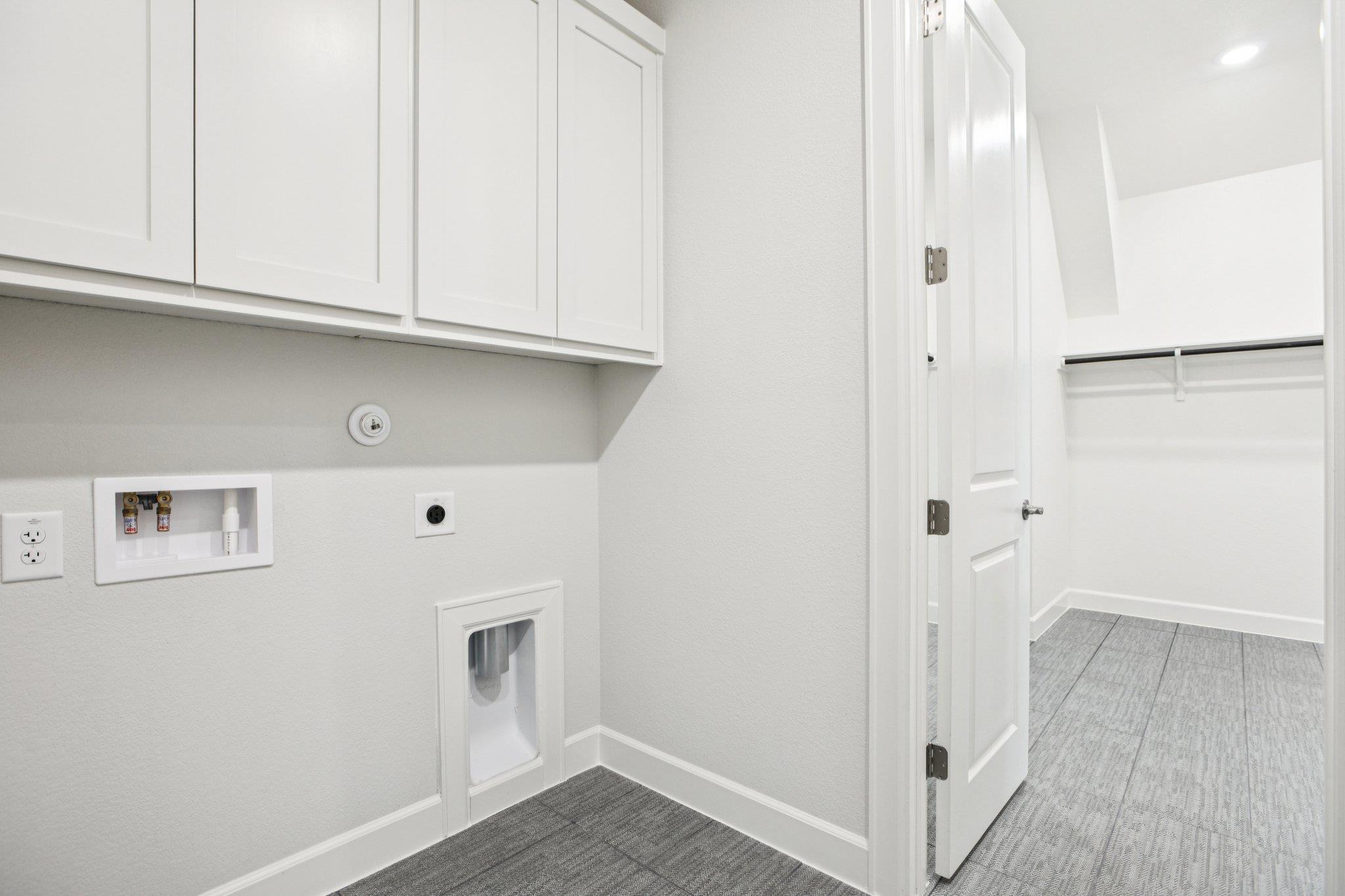 1520 Dancing Oak Ln Property Photo 25