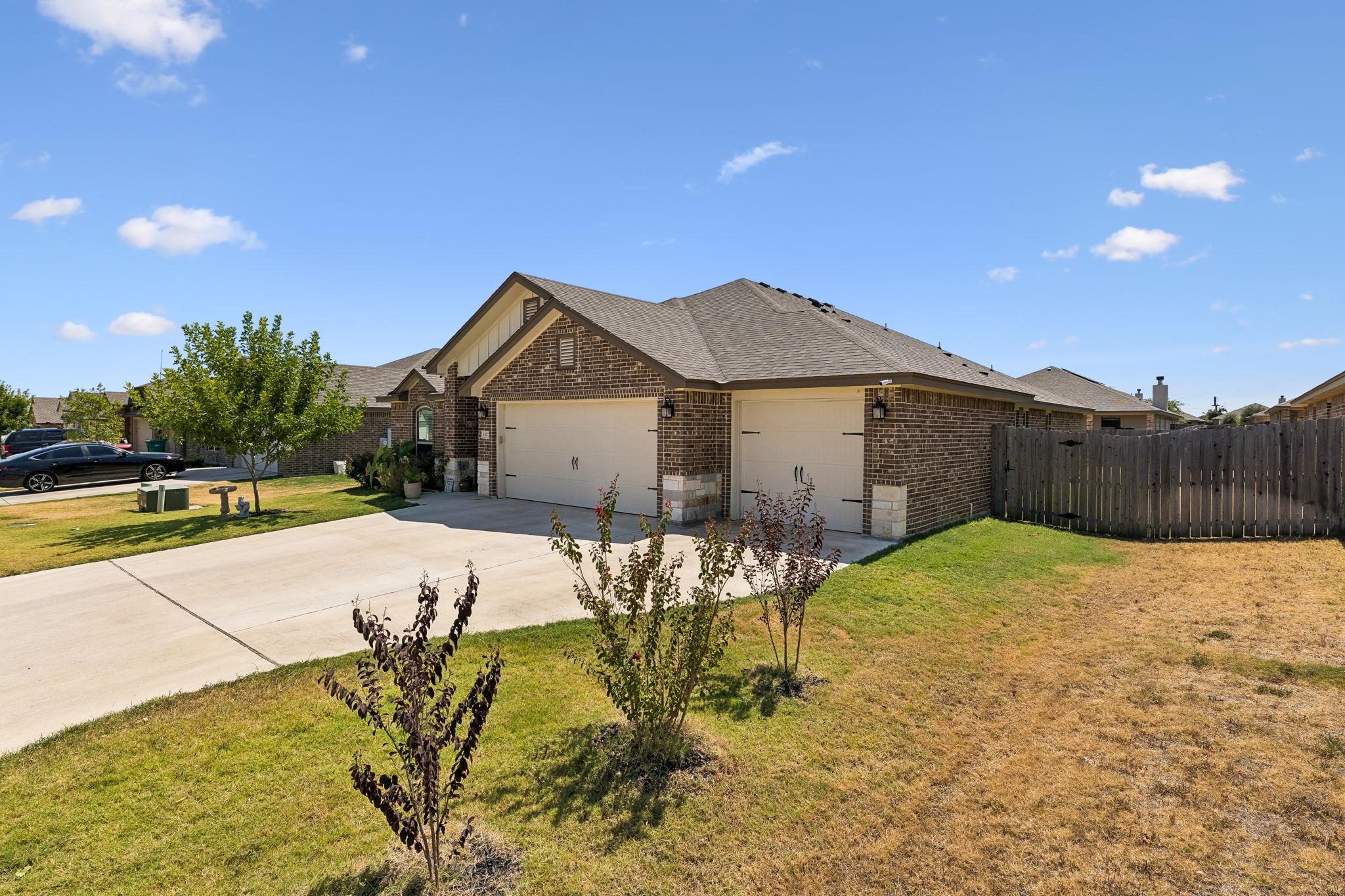 3317 James Ridge Dr