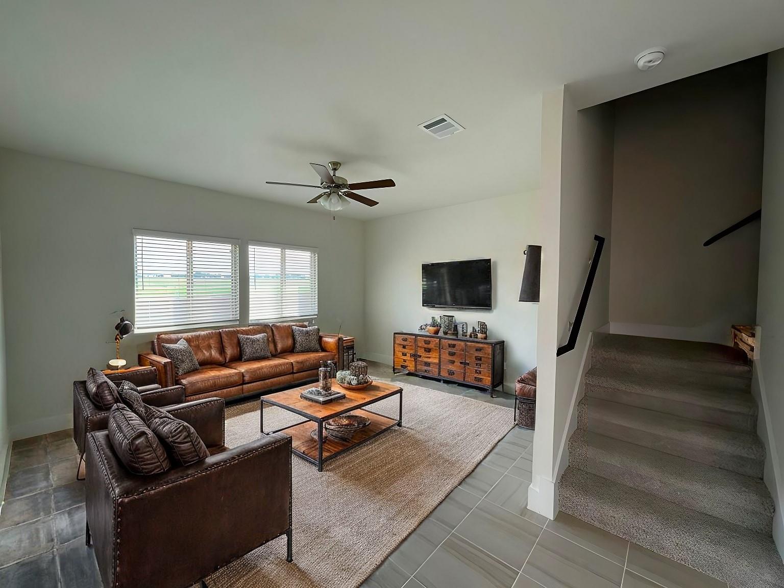 549 White Steppe Way Property Photo 3