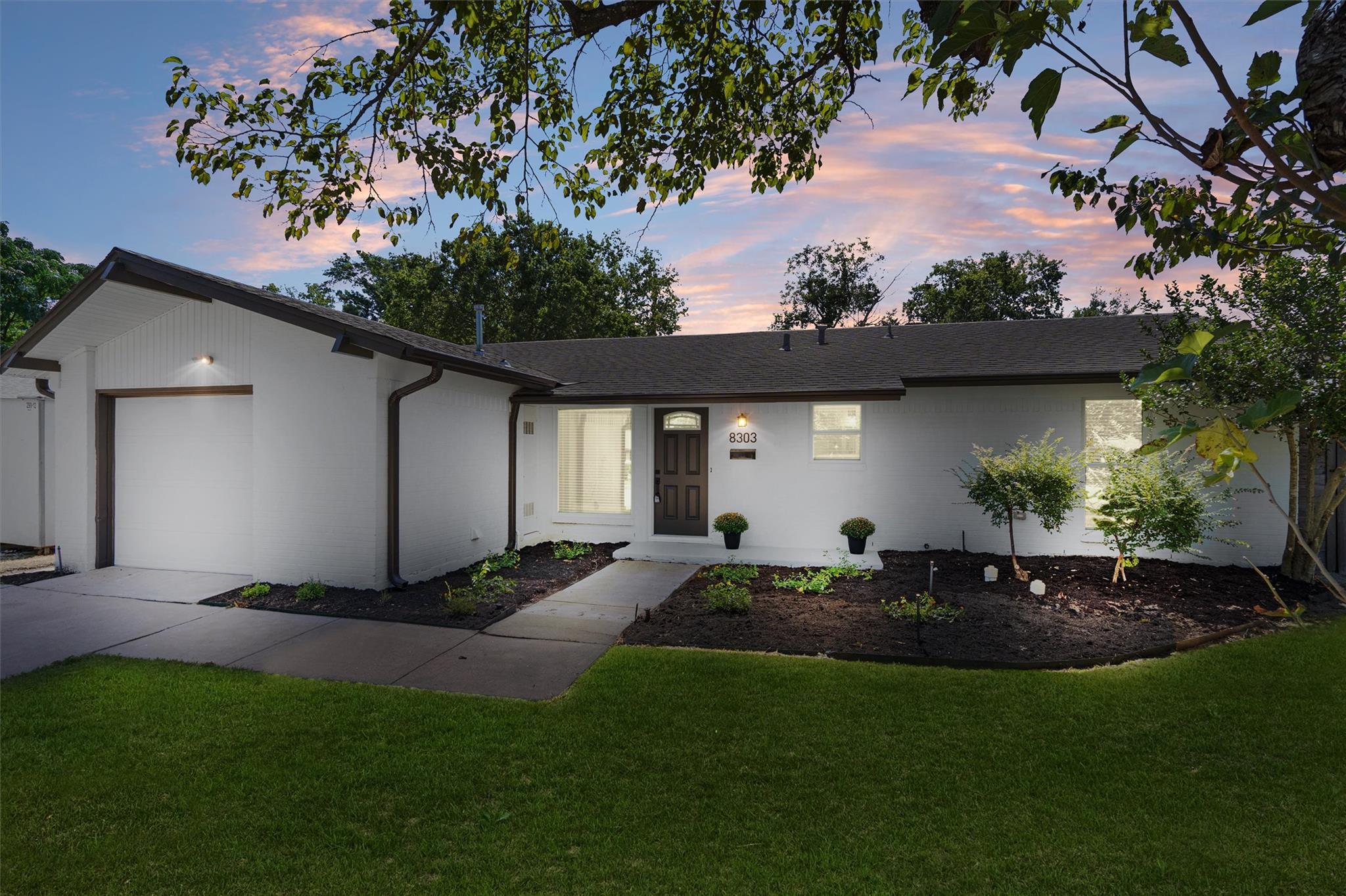 8303 Briarwood Ln Property Photo 1