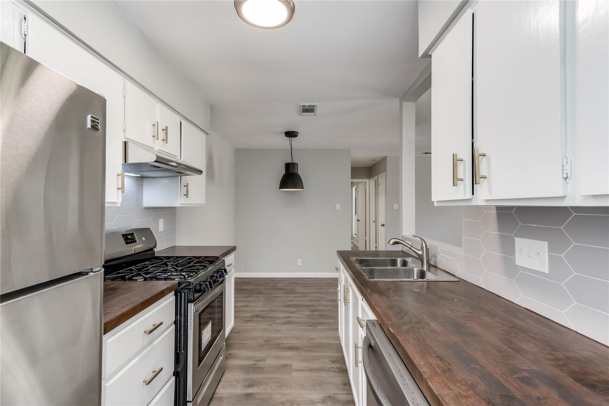 913 Chisholm Cv Property Photo 22