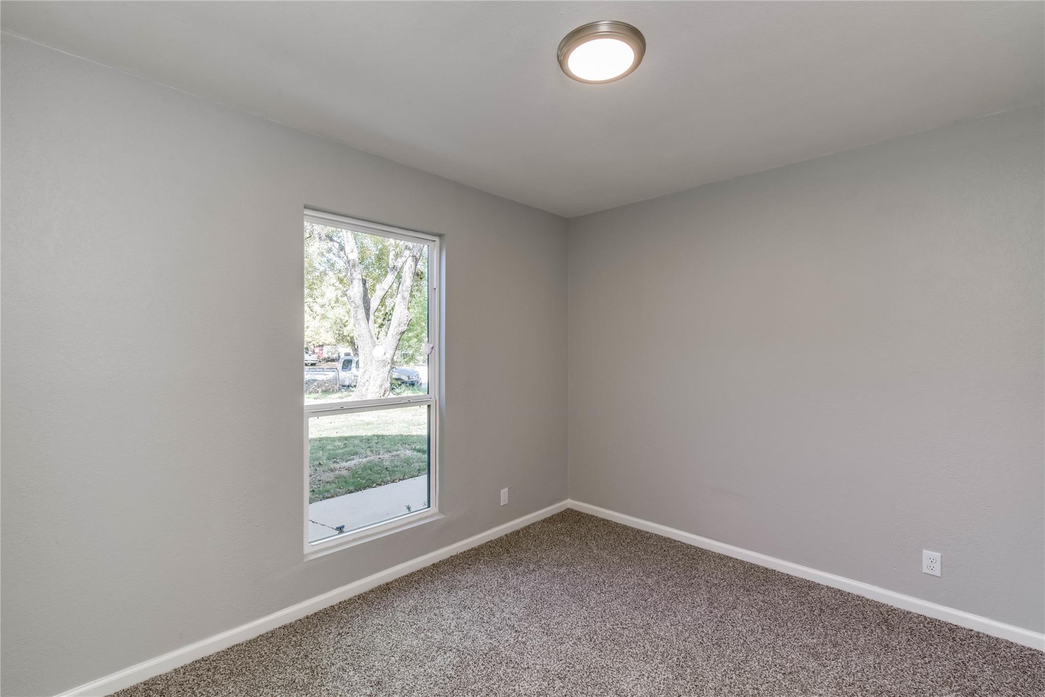 913 Chisholm Cv Property Photo 24