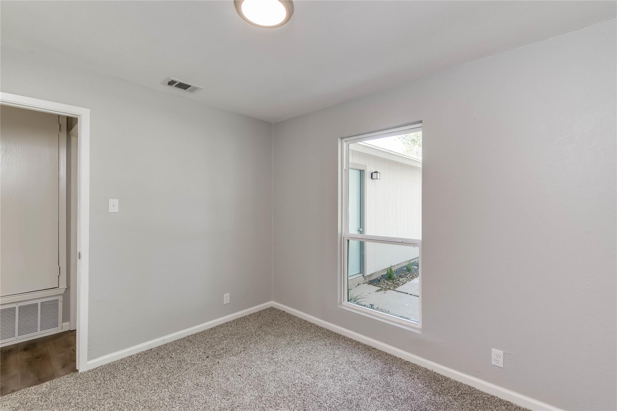 913 Chisholm Cv Property Photo 25