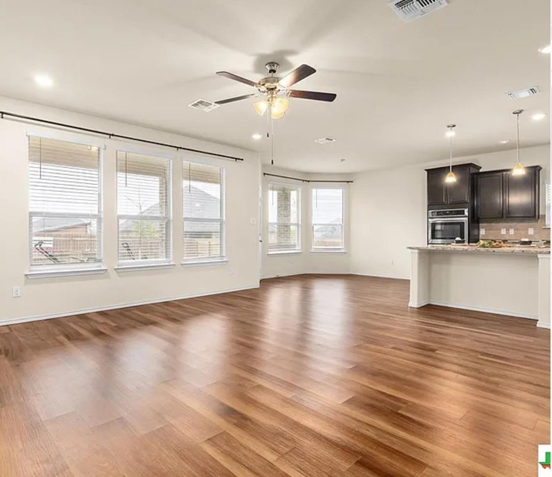 5561 Perdita Dr Property Photo 5