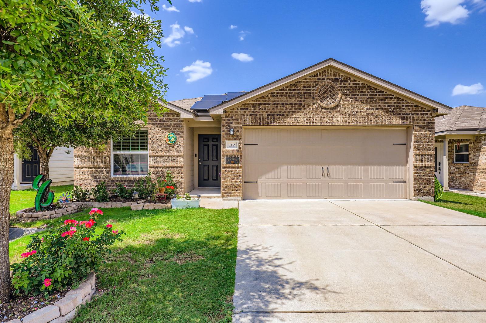112 Niven Path Property Photo 1