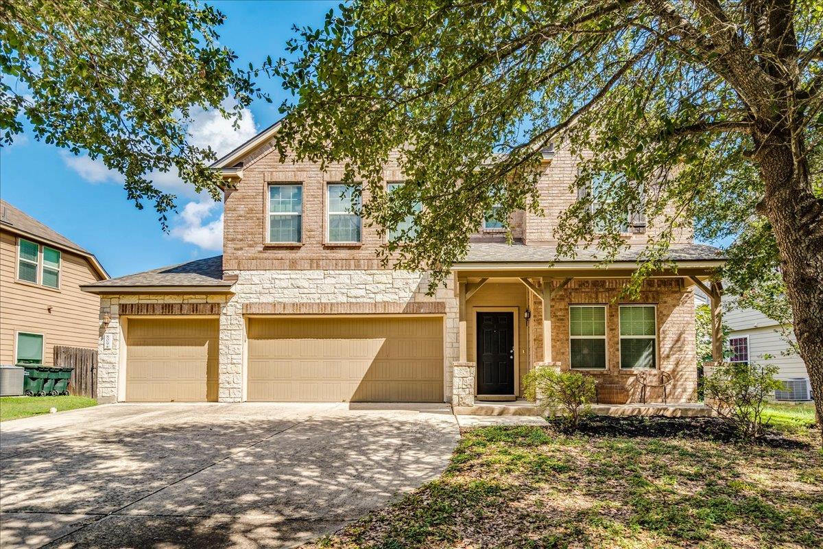 809 Hometown Pkwy Property Photo 1