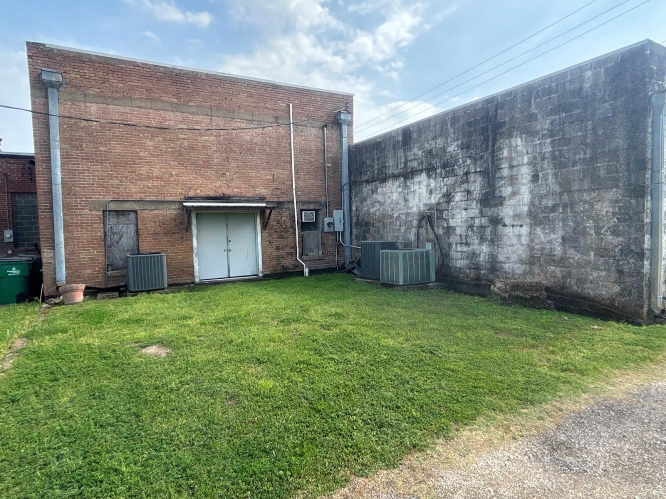 346 W Main Street St Property Photo 4