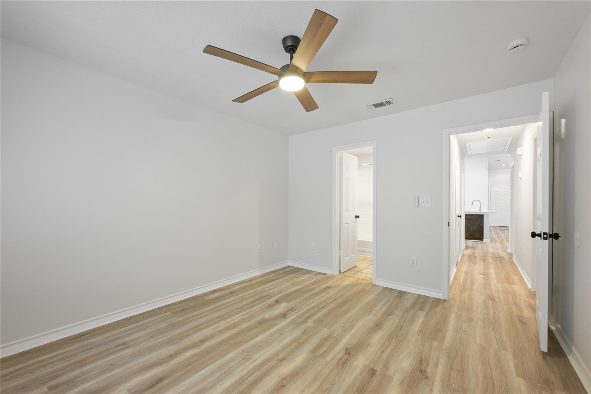3407 Blumie St #a Property Photo 10