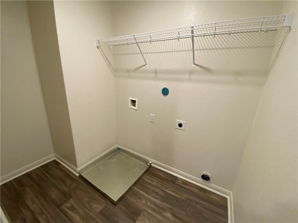 105 Brunswick Ln Property Photo 22