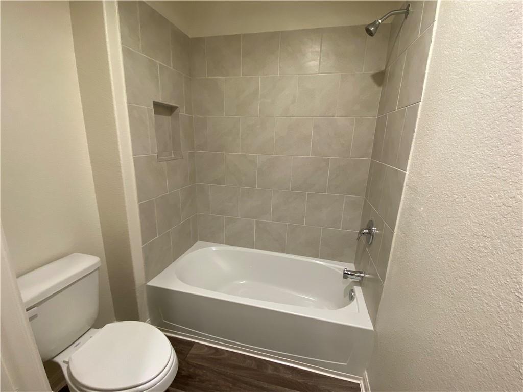 105 Brunswick Ln Property Photo 24