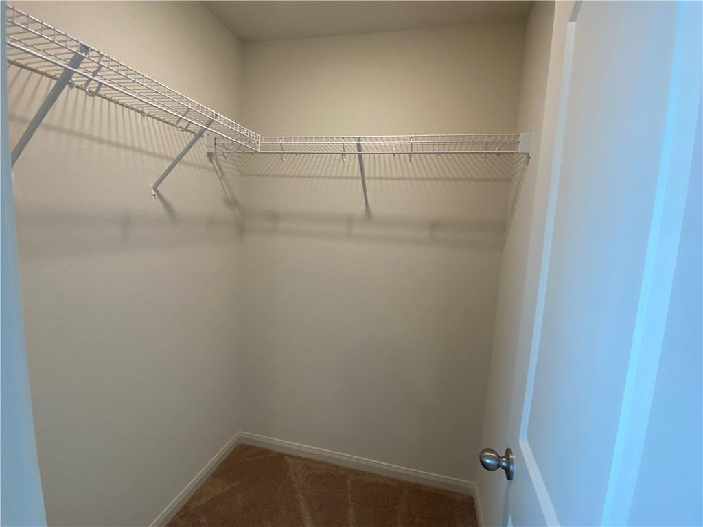 105 Brunswick Ln Property Photo 28
