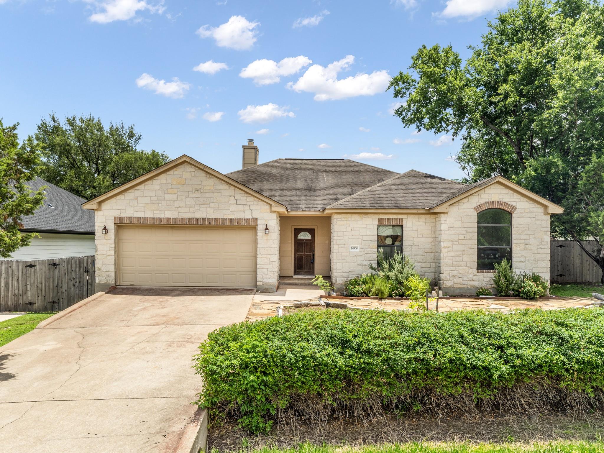14900 Longbranch Dr Property Photo 1