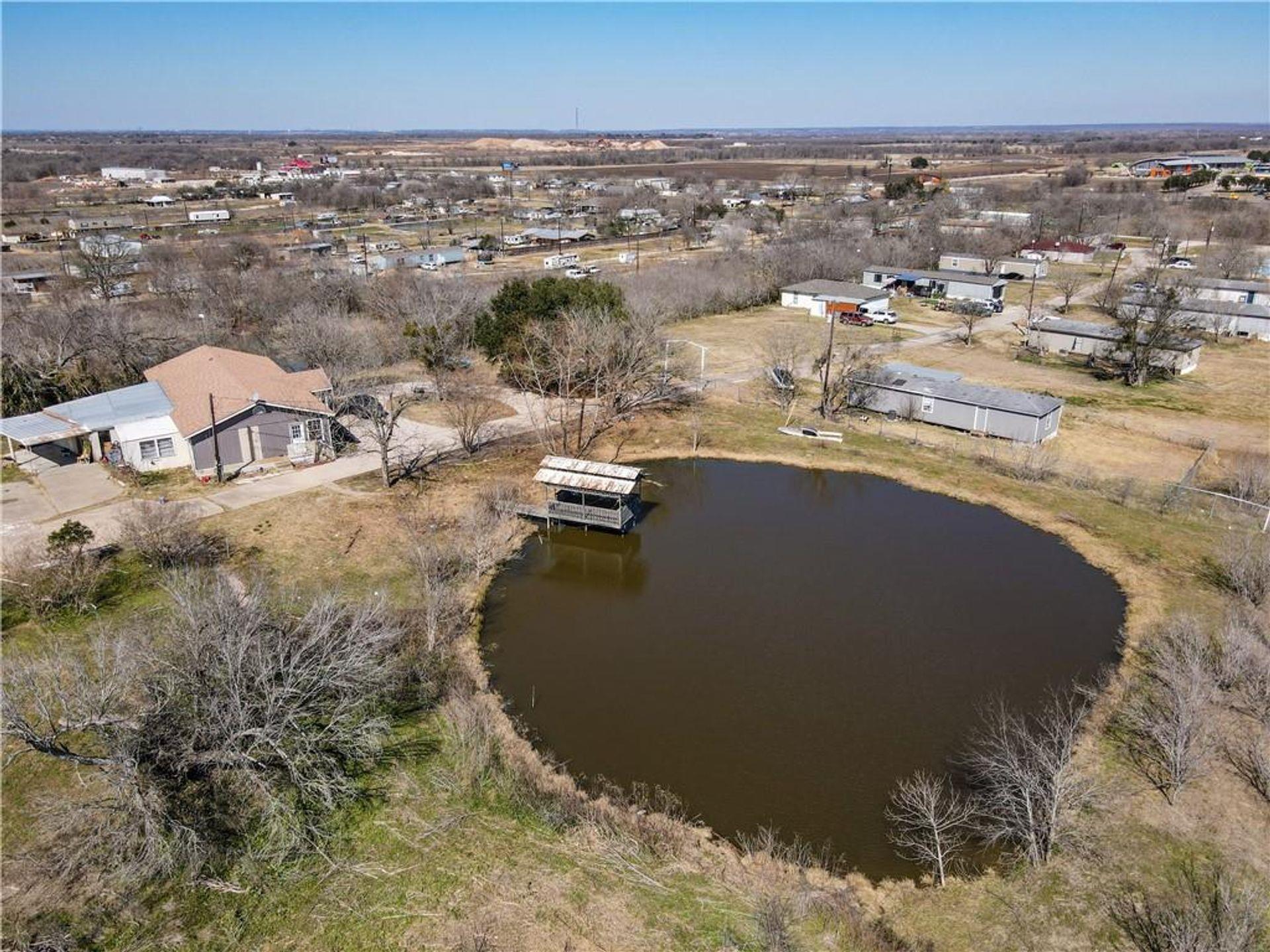 133 Old Bastrop Rd #e Property Photo 1