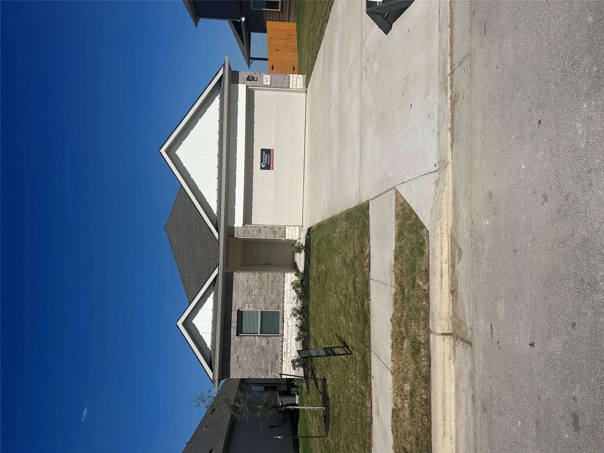 300 Sleep Hollow None Property Photo 1