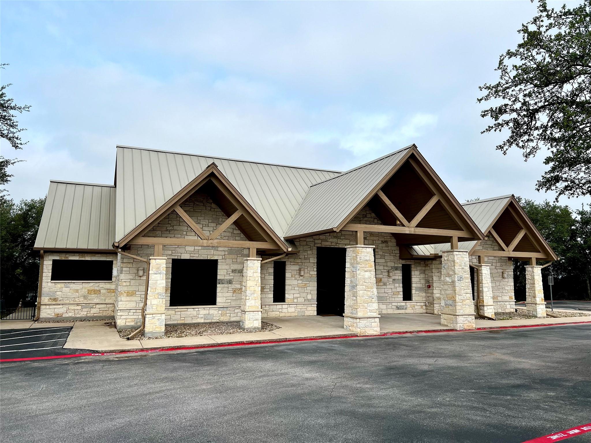 6400 Lohman Ford Rd #2d Property Photo 1