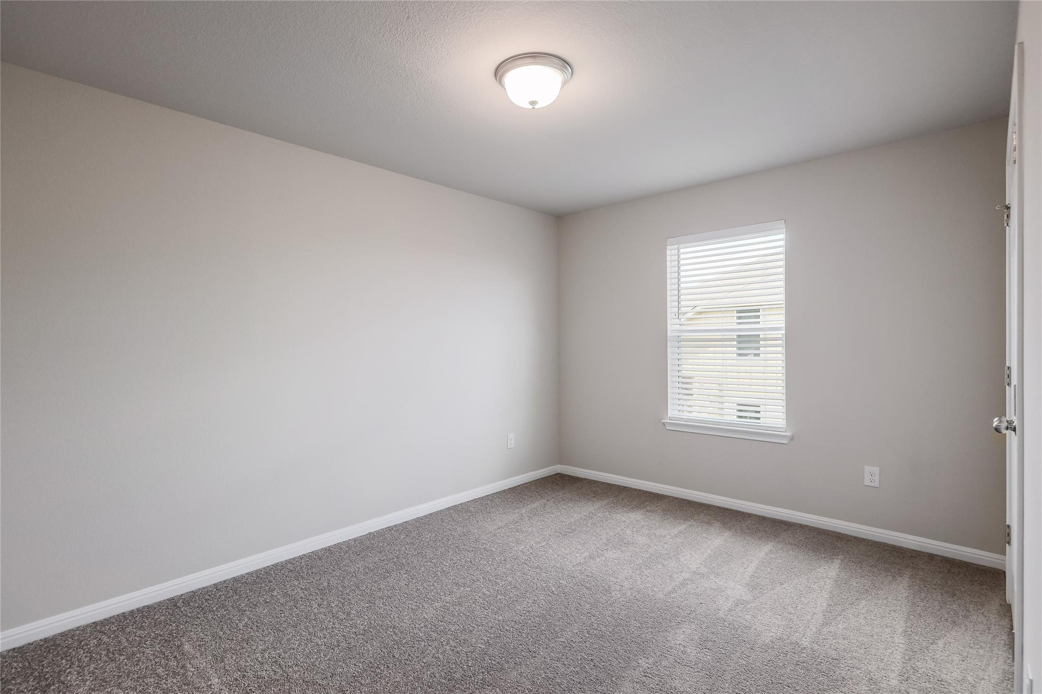 10702 Sentinel Dr Property Photo 22