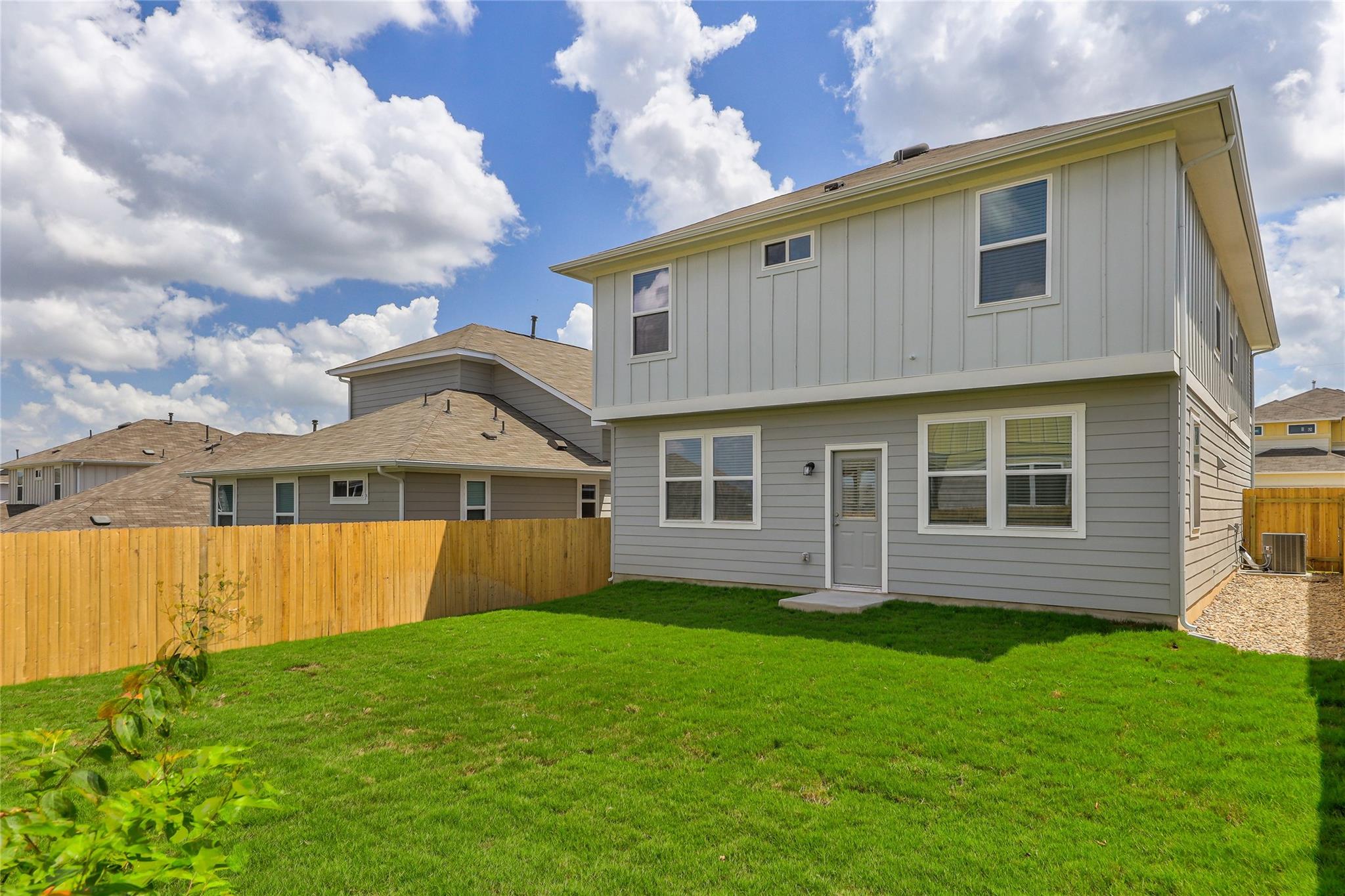 10702 Sentinel Dr Property Photo 30