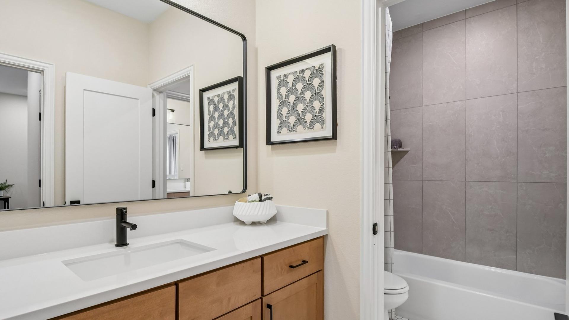 4104 Starnberg Ln Property Photo 22