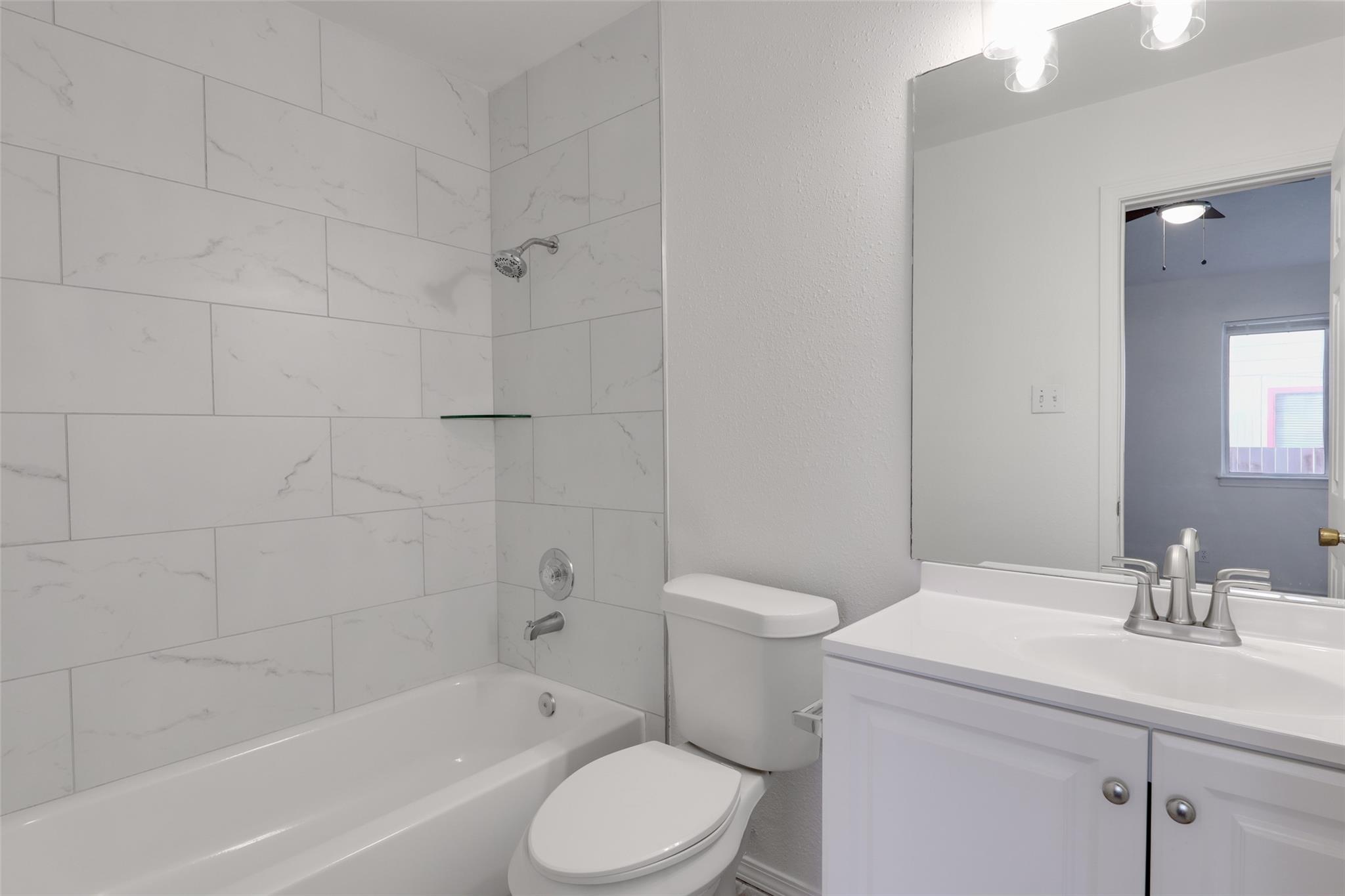 300 Tamara Dr #a Property Photo 8