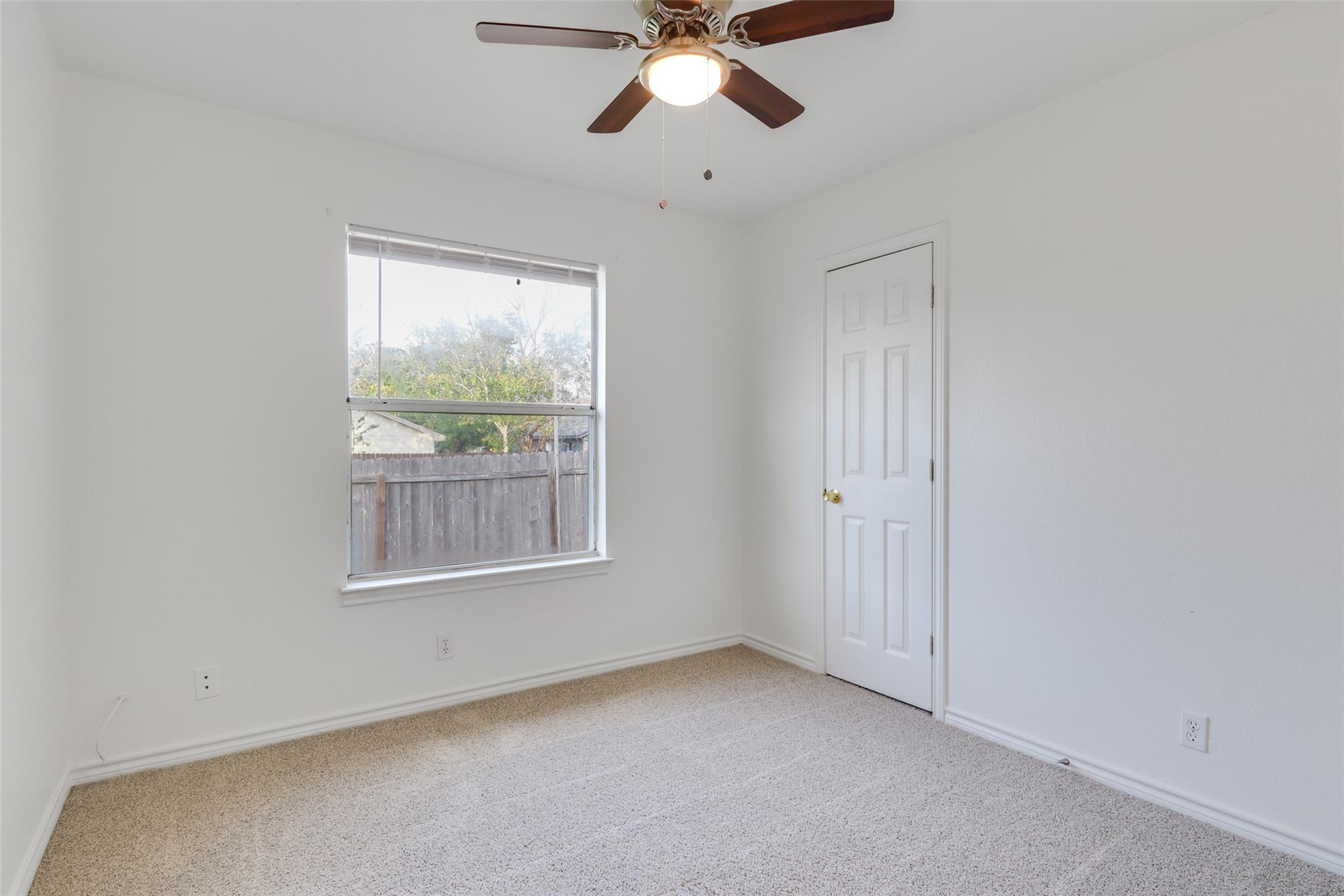 300 Tamara Dr #a Property Photo 9