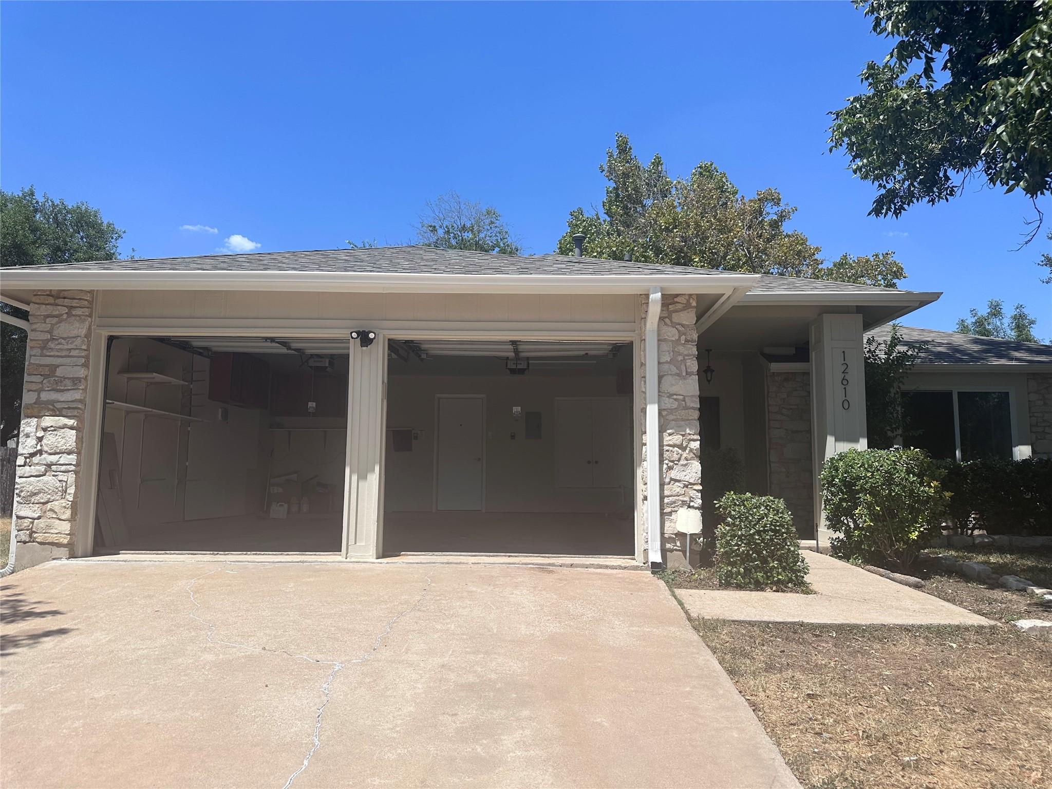 1176846 Property Photo 3