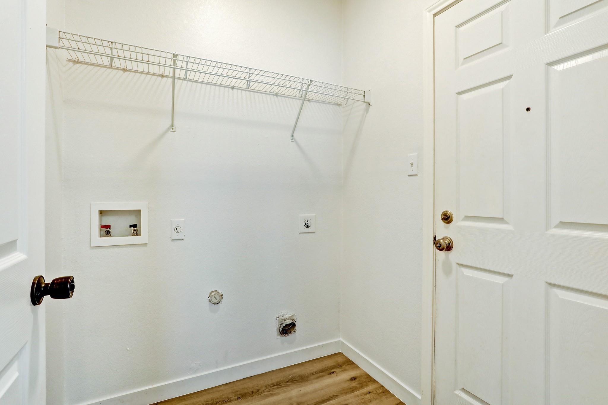 128 Almquist St Property Photo 17