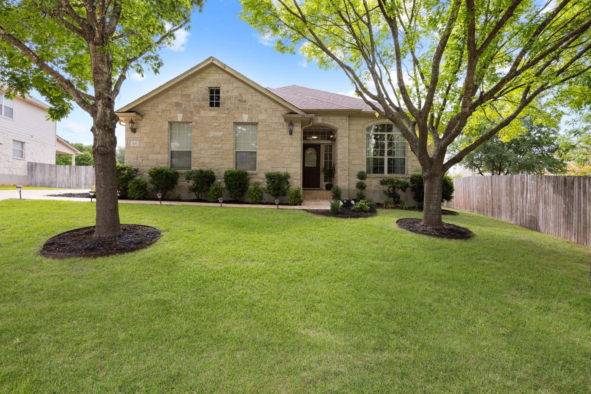 1107 Saint John Ct Property Photo