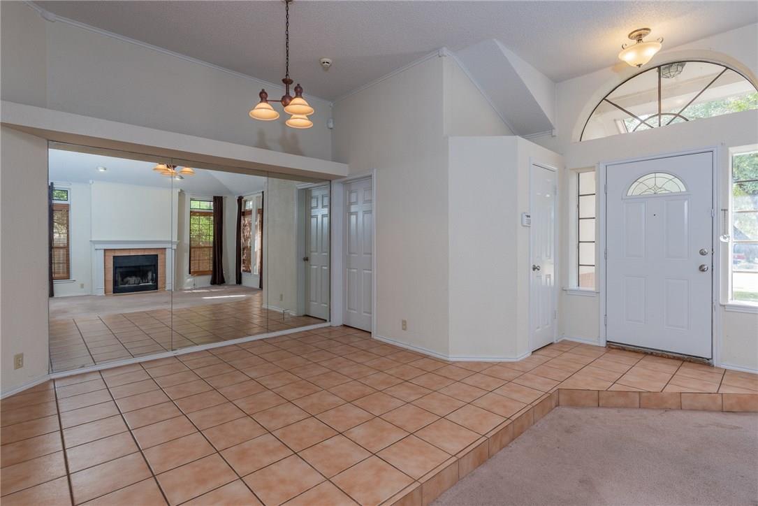 17106 Northavens Cv Property Photo 7