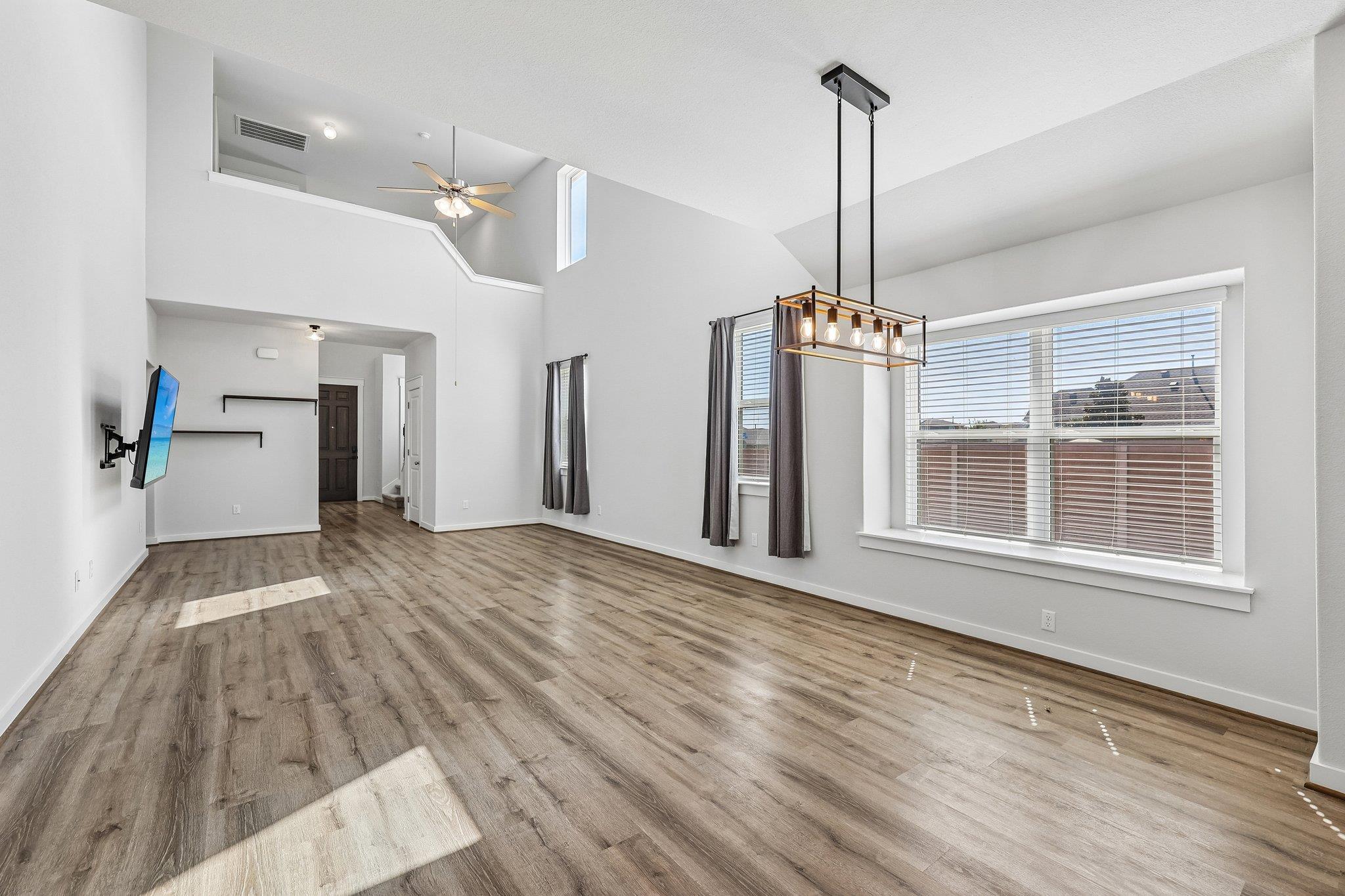 232 Gidran Trl Property Photo 3