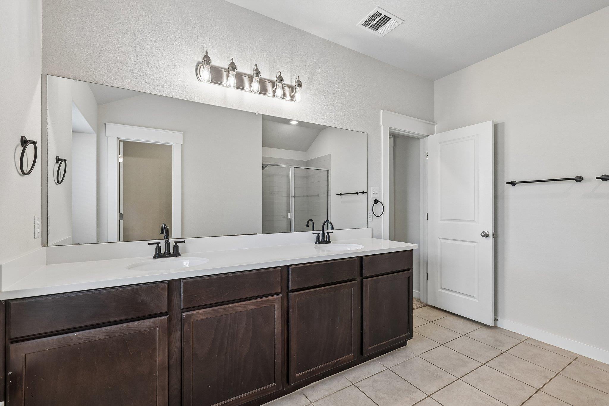 232 Gidran Trl Property Photo 8