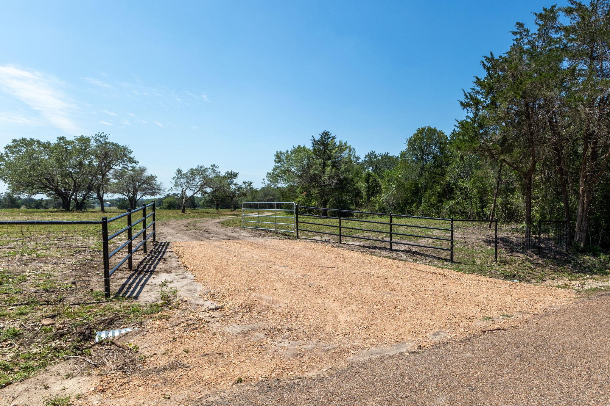 2088 (tract #3) Baca Loop Property Photo 19