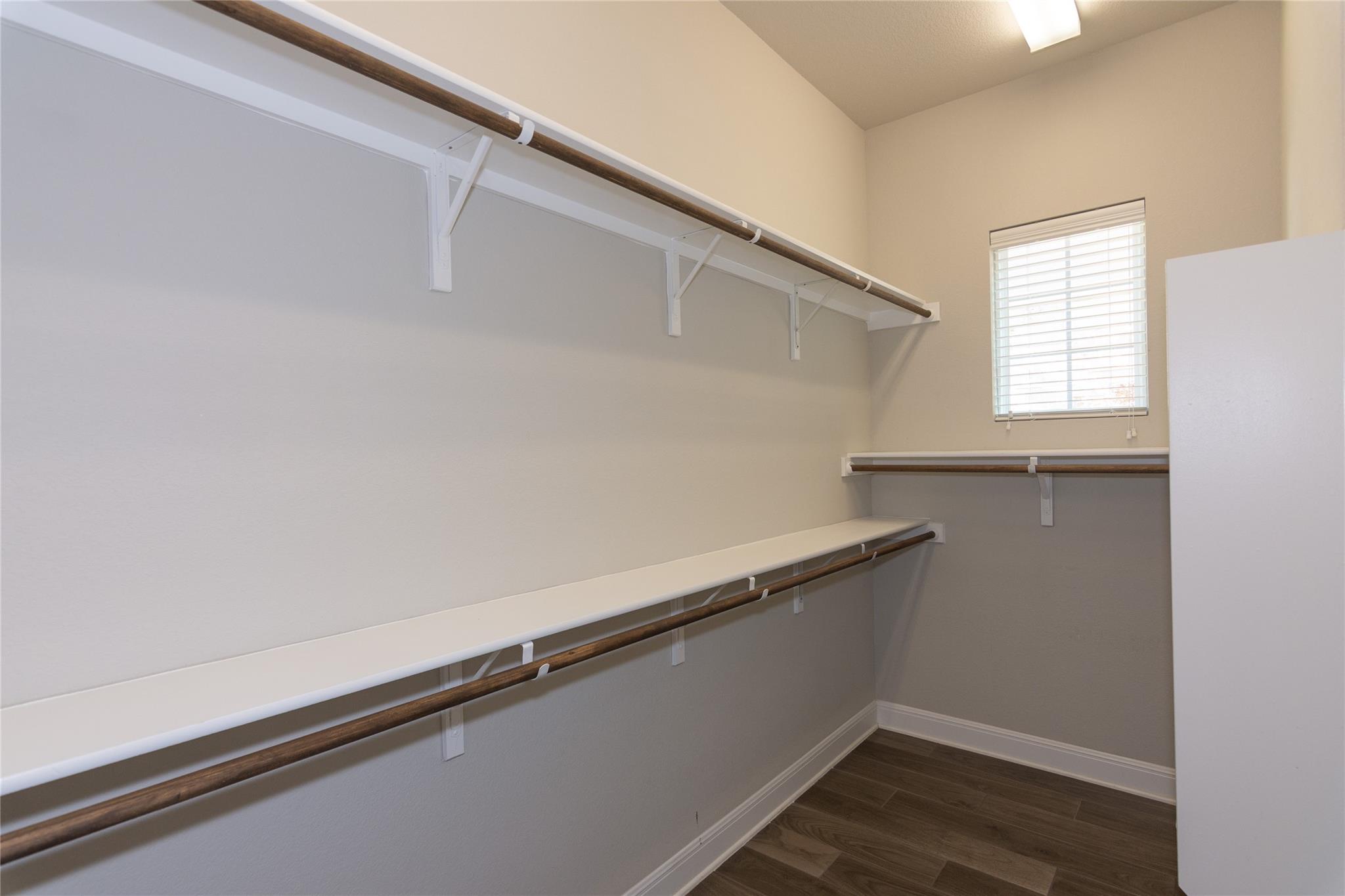 4733 Collins St Property Photo 22