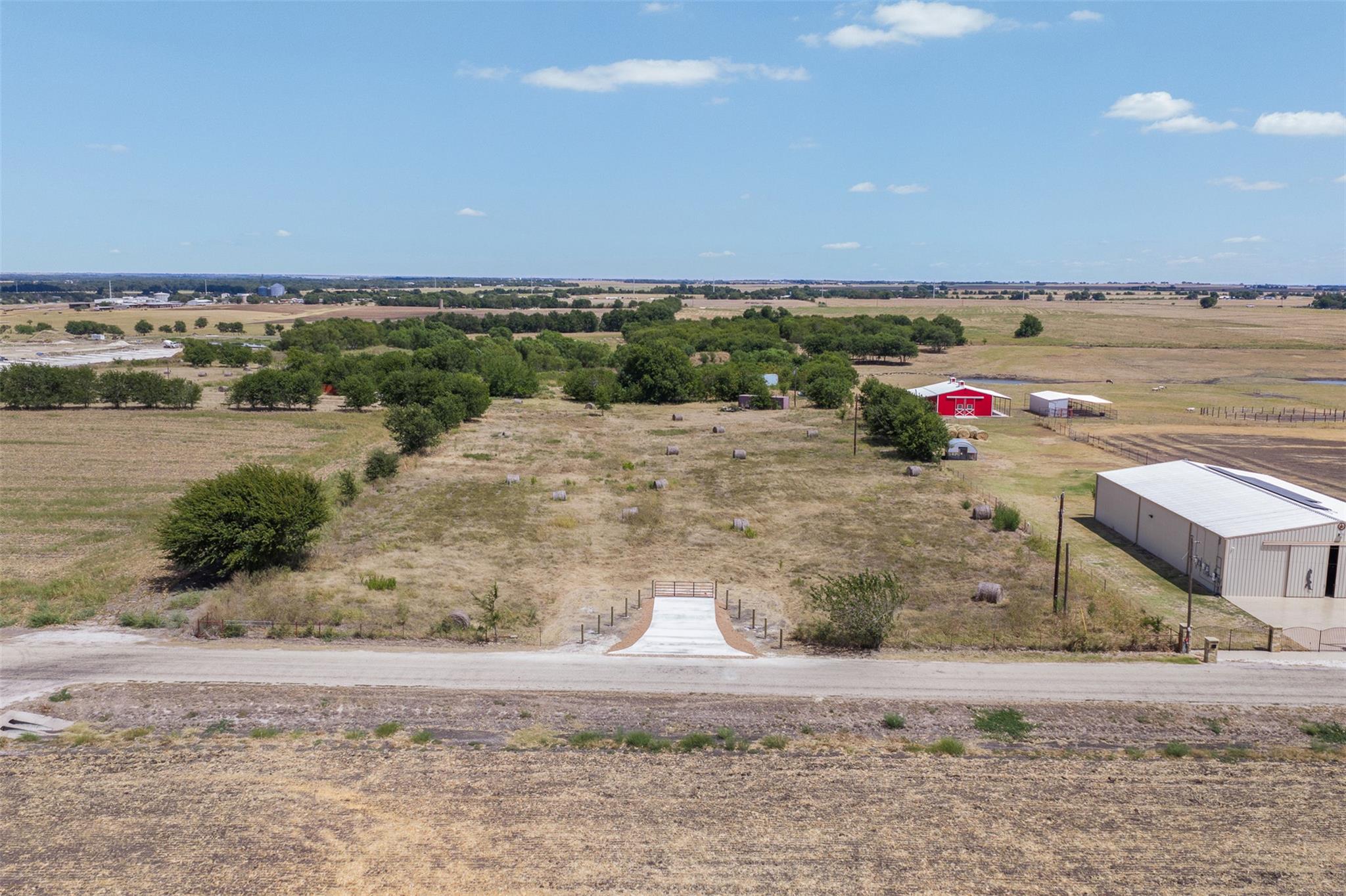 1550 Cr 374 None Property Photo 1