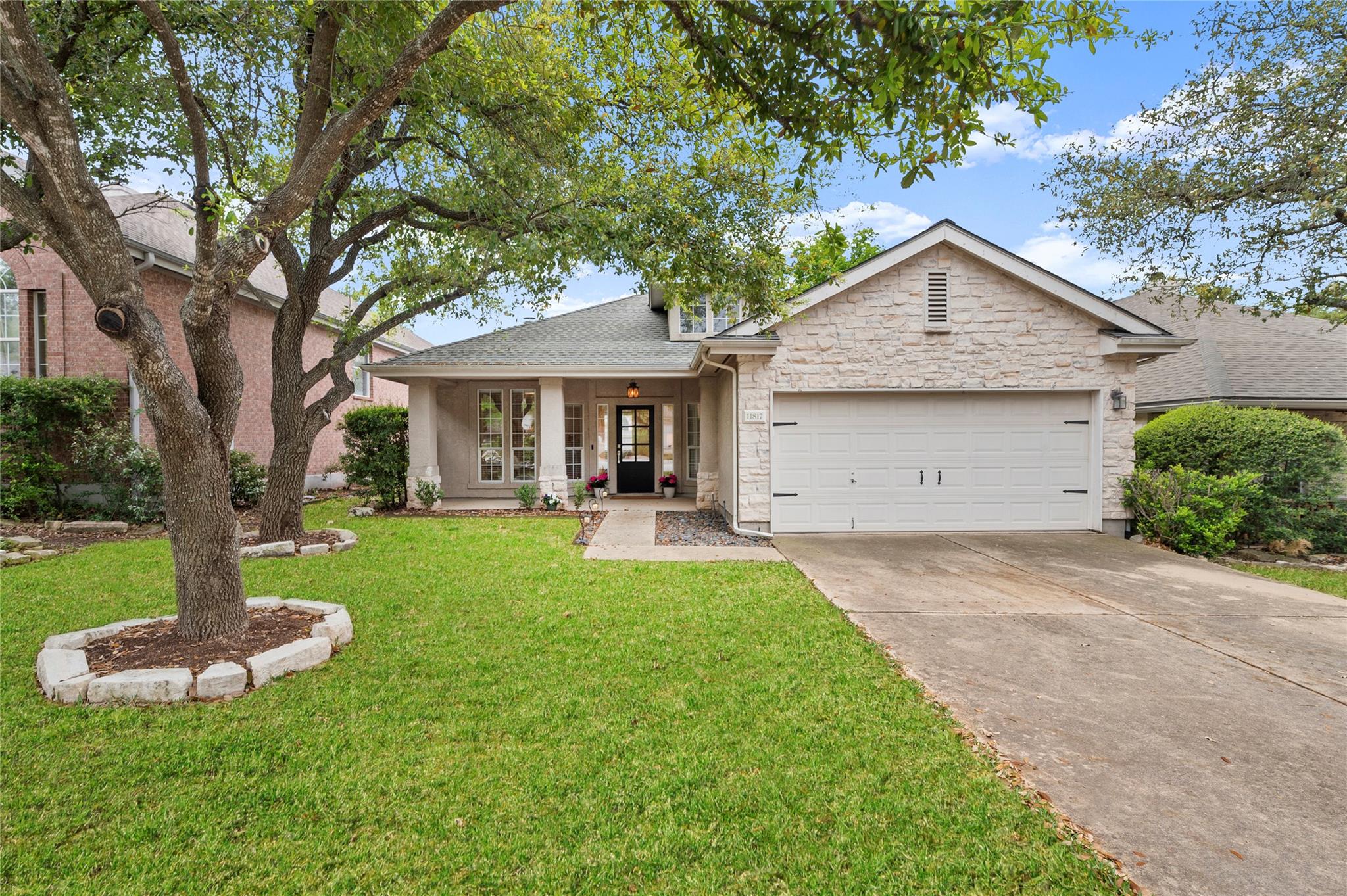 11817 Lake Stone Dr Property Photo