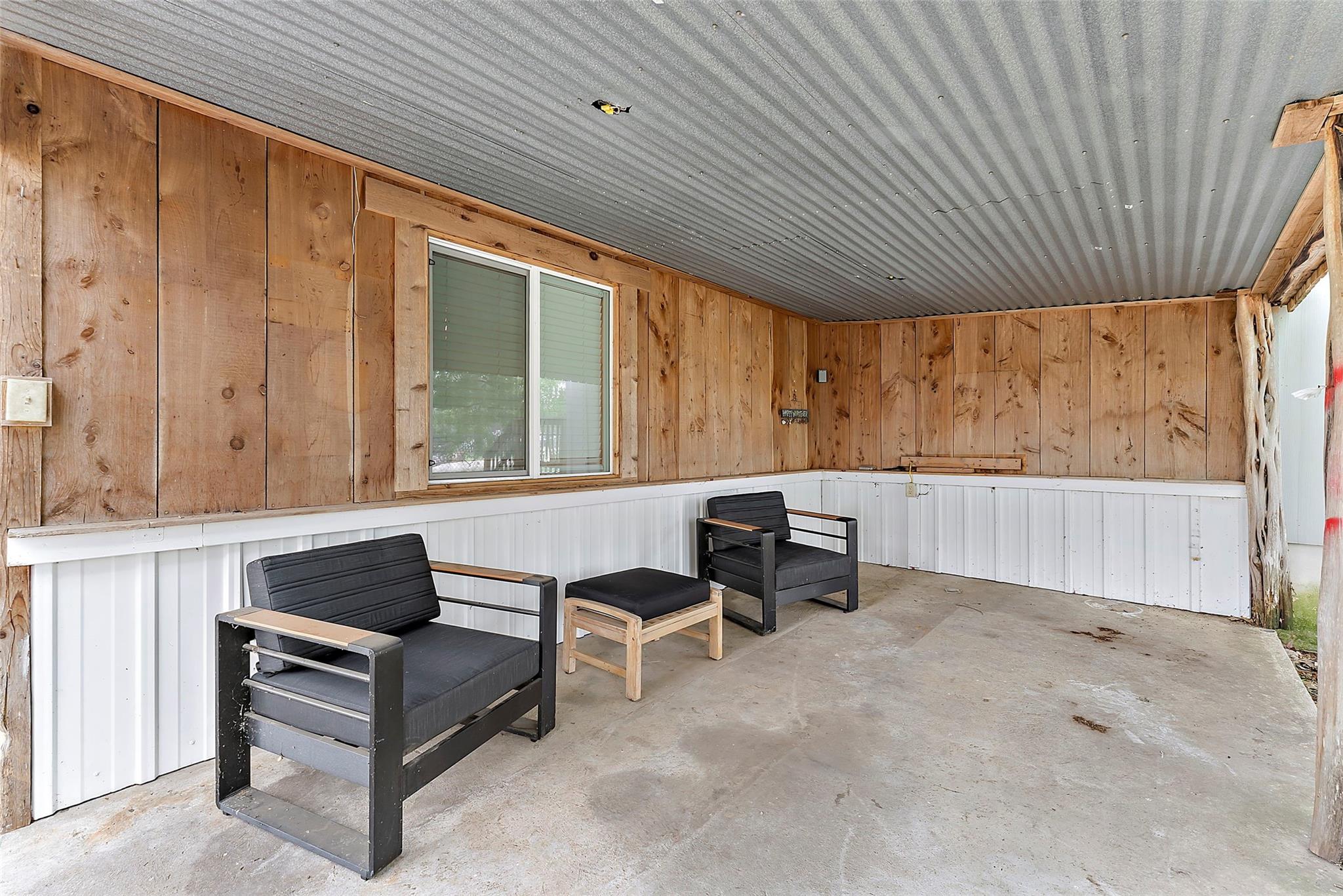 601 W Cypress Property Photo 23