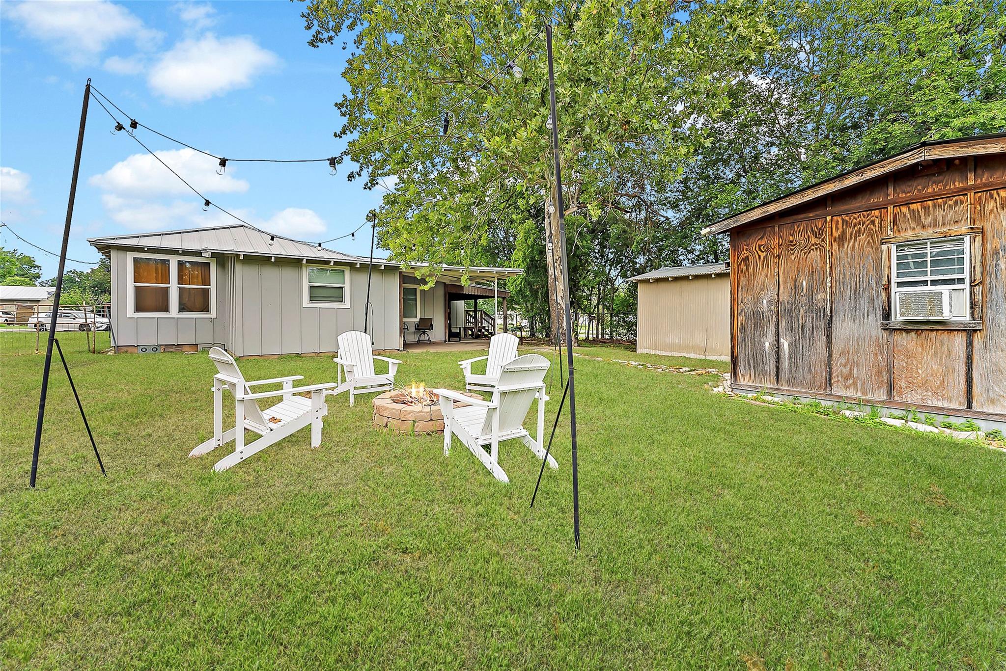 601 W Cypress Property Photo 26