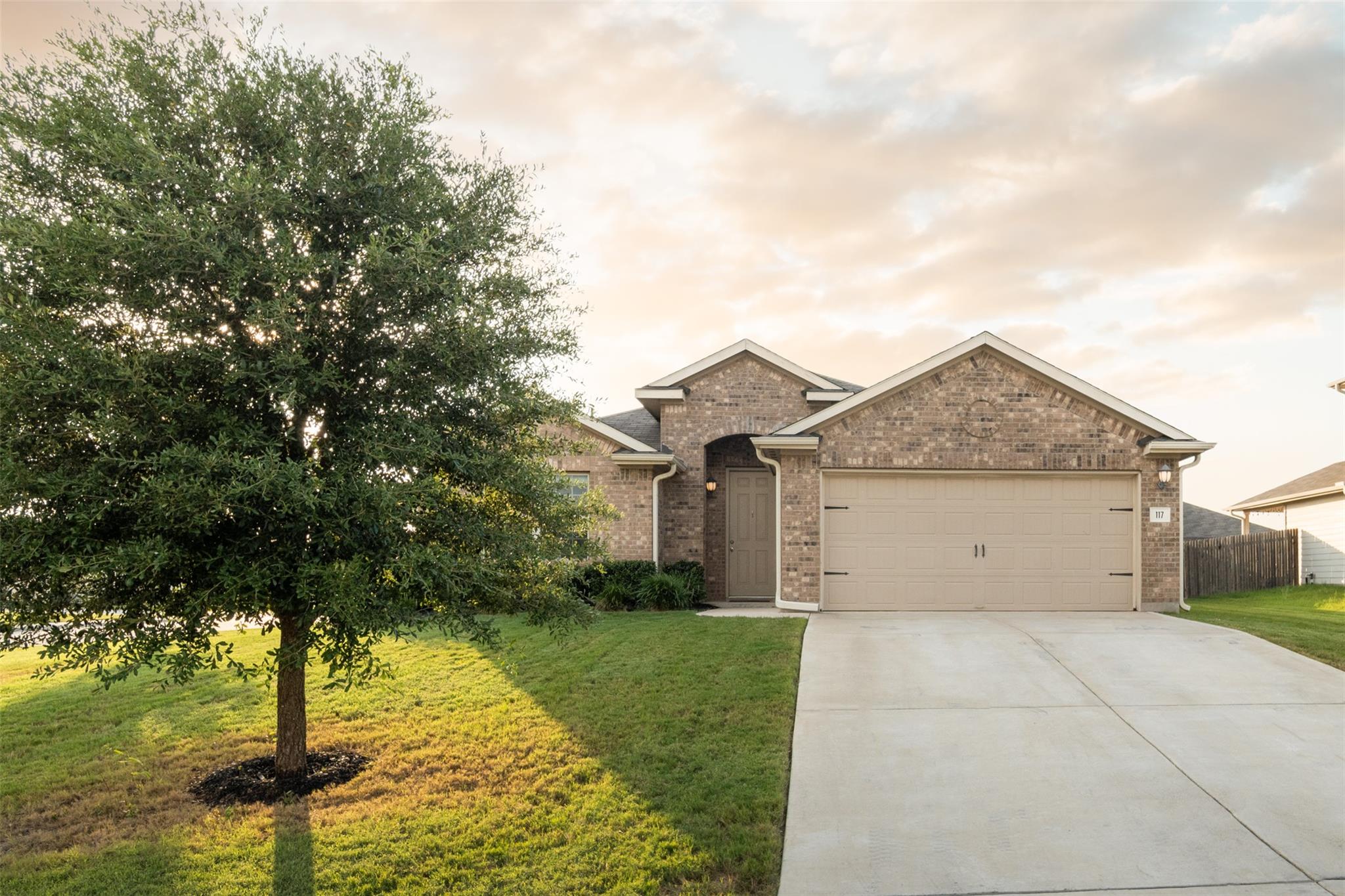 117 Blooming Trl Property Photo 1