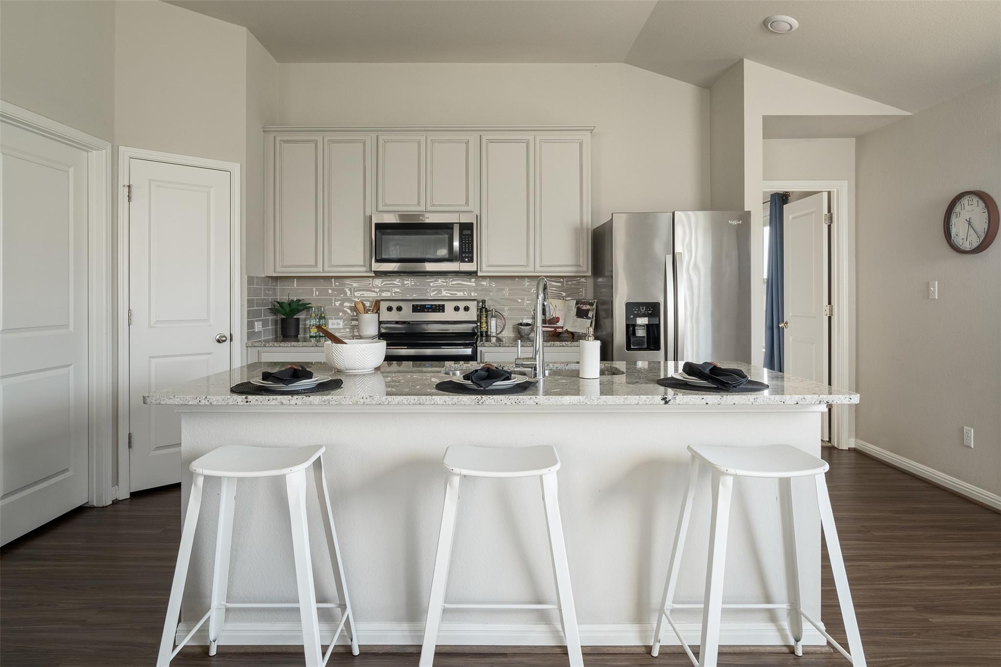 117 Blooming Trl Property Photo 8