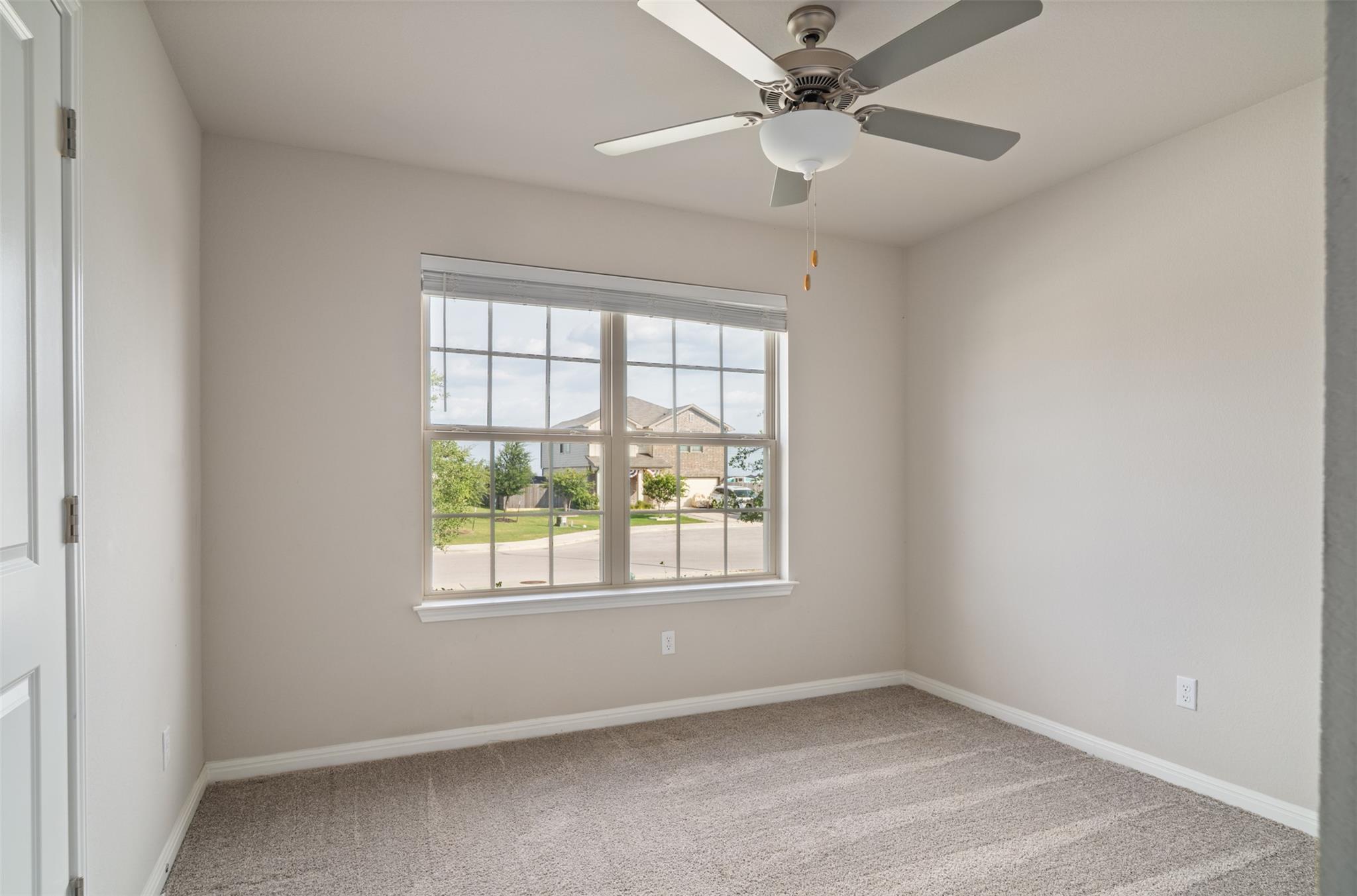 117 Blooming Trl Property Photo 12