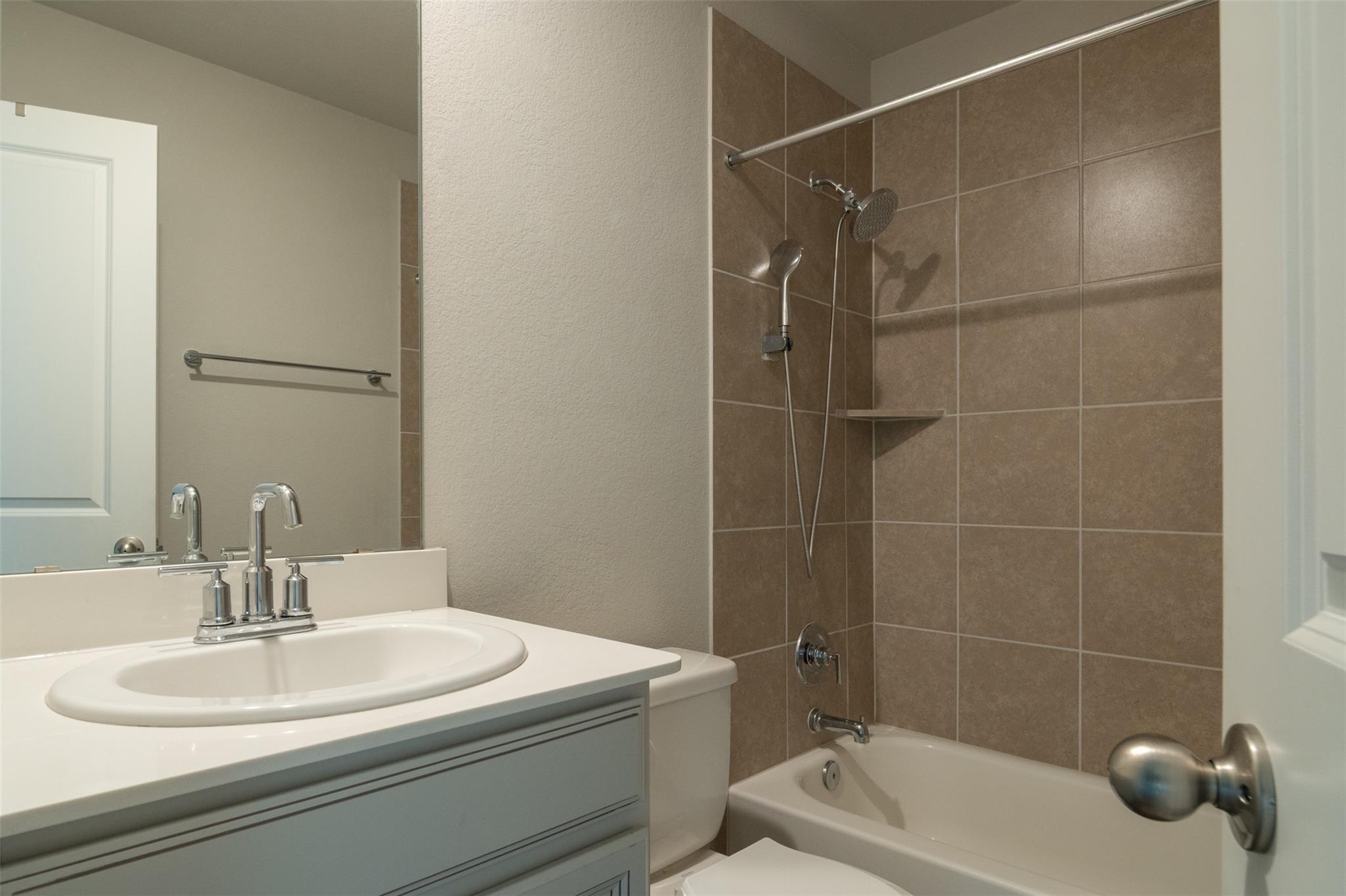 117 Blooming Trl Property Photo 13